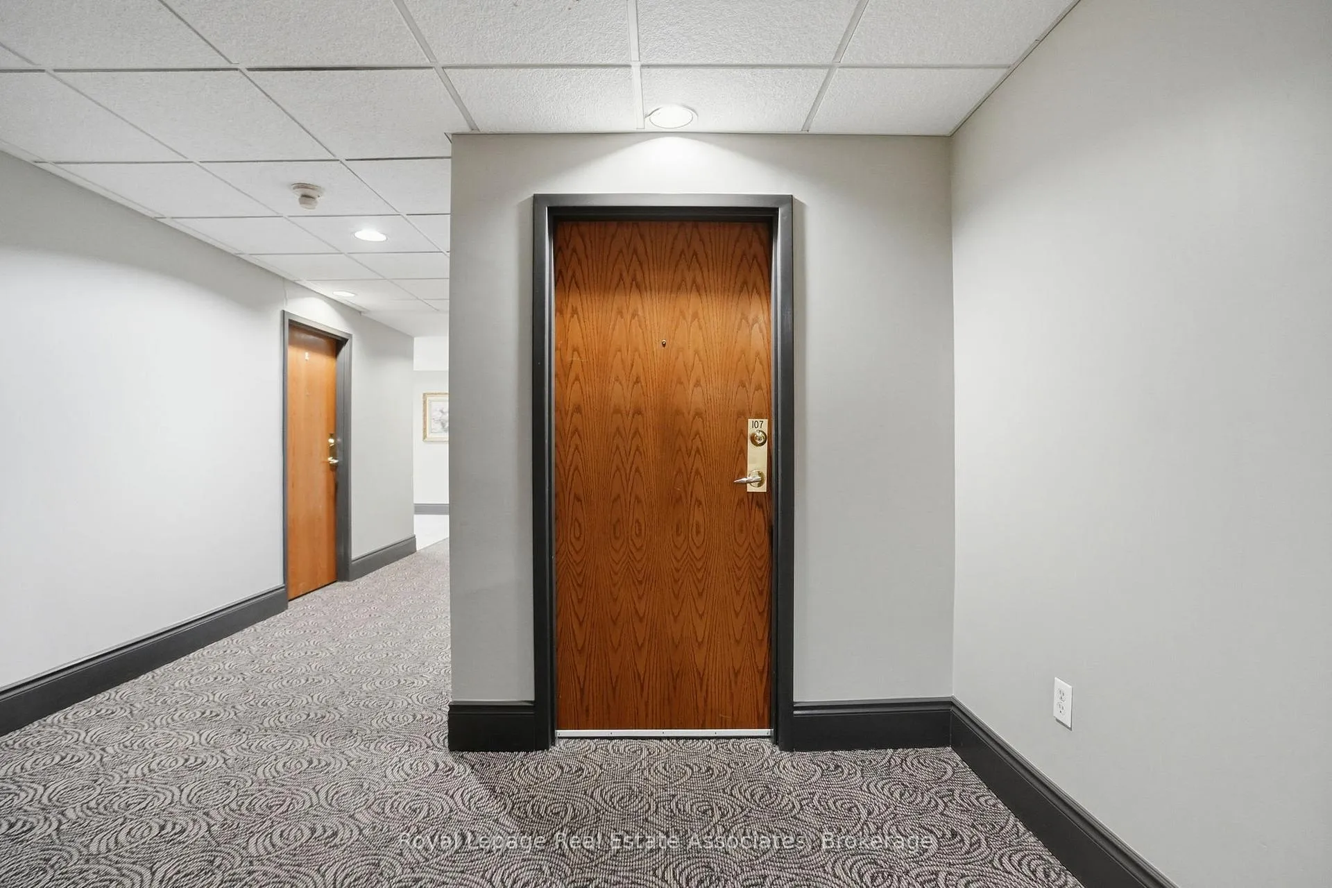Photo 29 of Unit 107, 4006 Kilmer Drive, Burlington, Tansley — HOMEH