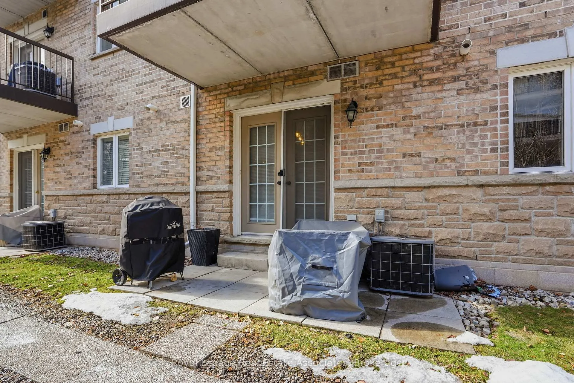 Photo 36 of Unit 107, 4006 Kilmer Drive, Burlington, Tansley — HOMEH