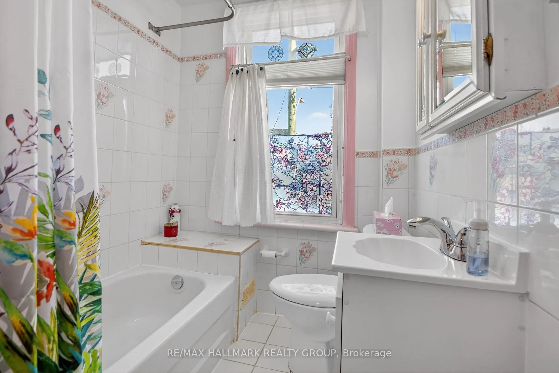 Photo 27 of 512 Melbourne Avenue, Ottawa, McKellar/Highland — HOMEH