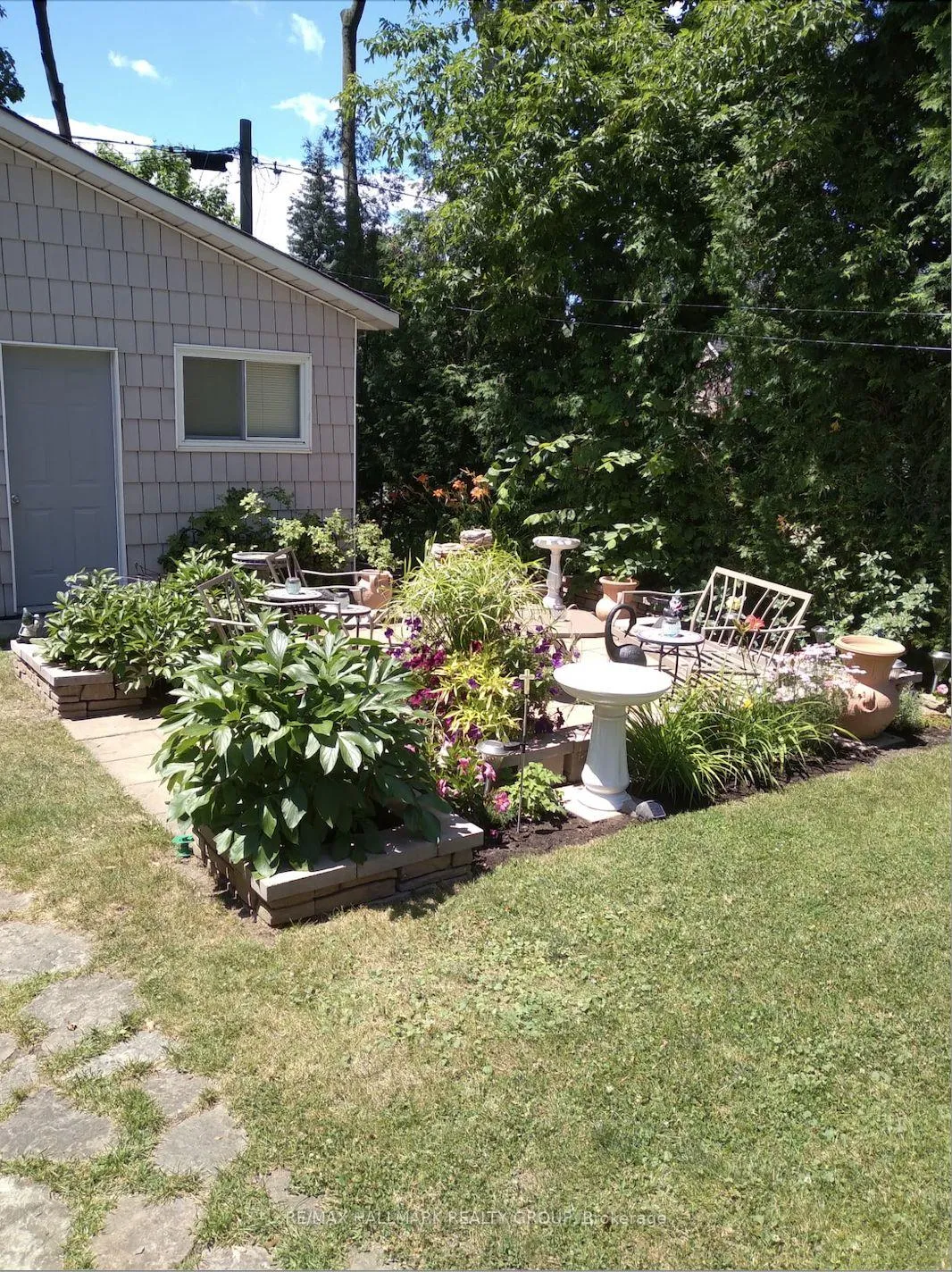 Photo 32 of 512 Melbourne Avenue, Ottawa, McKellar/Highland — HOMEH
