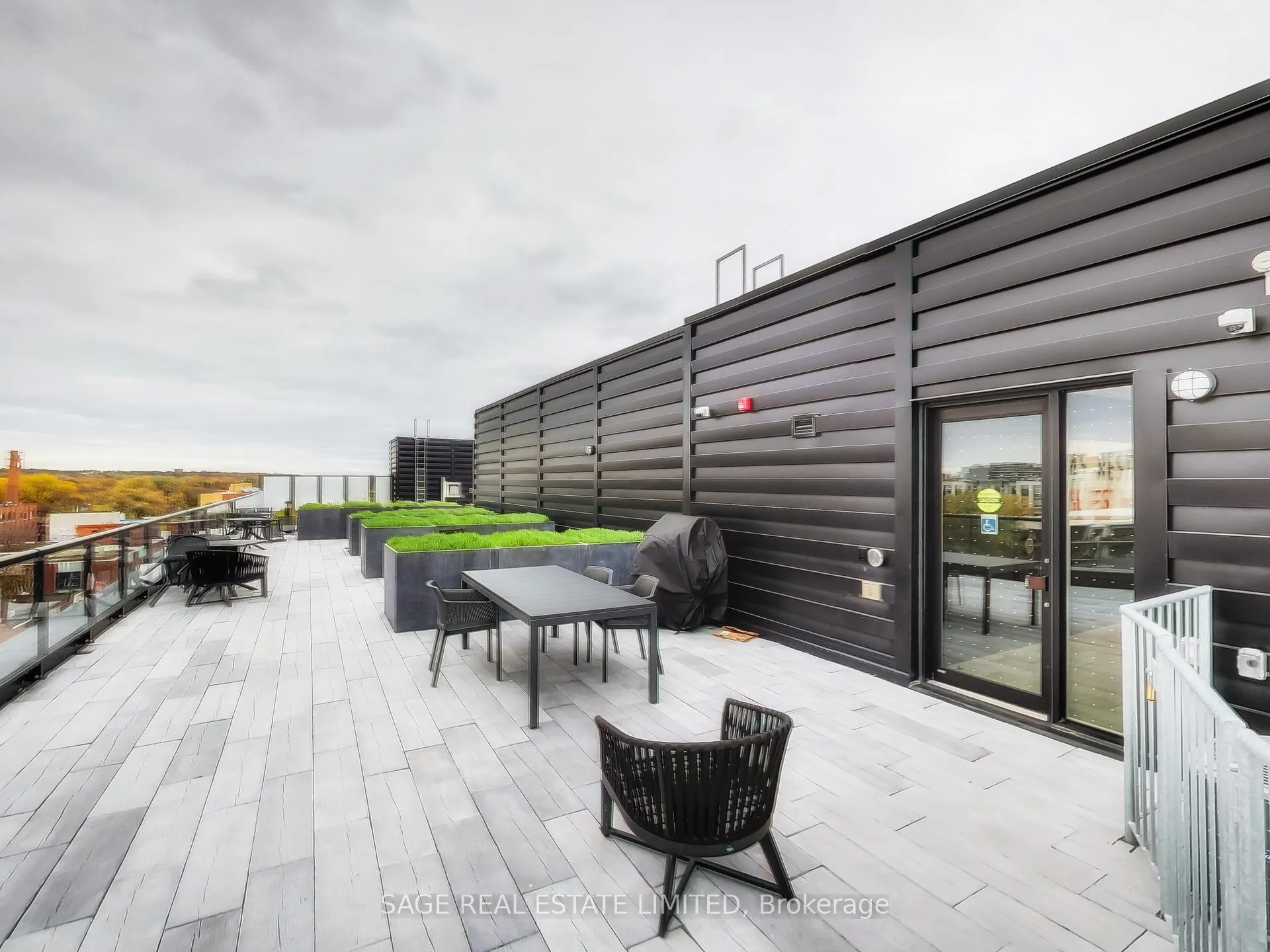Photo 17 of Unit 603, 899 Queen Street E, Toronto, South Riverdale — HOMEH