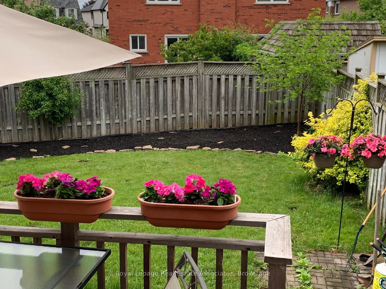 Photo 16 of 144 Genesee Drive, Oakville, River Oaks — HOMEH