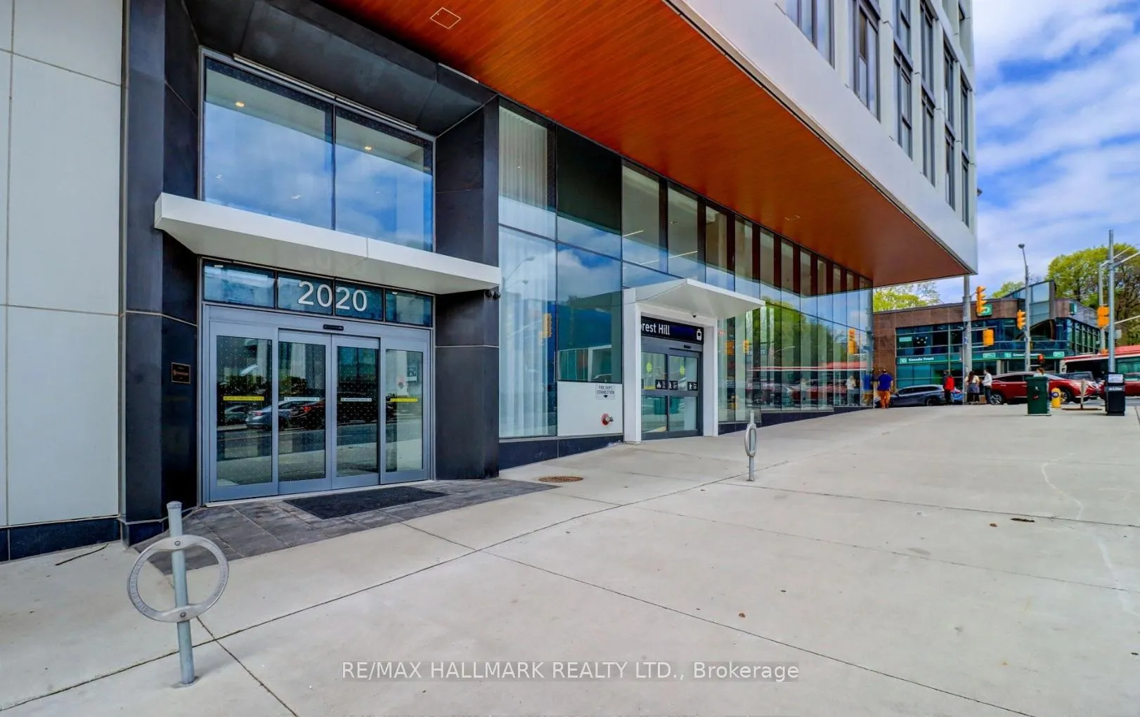 Front of Unit 601, 2020 Bathurst Street