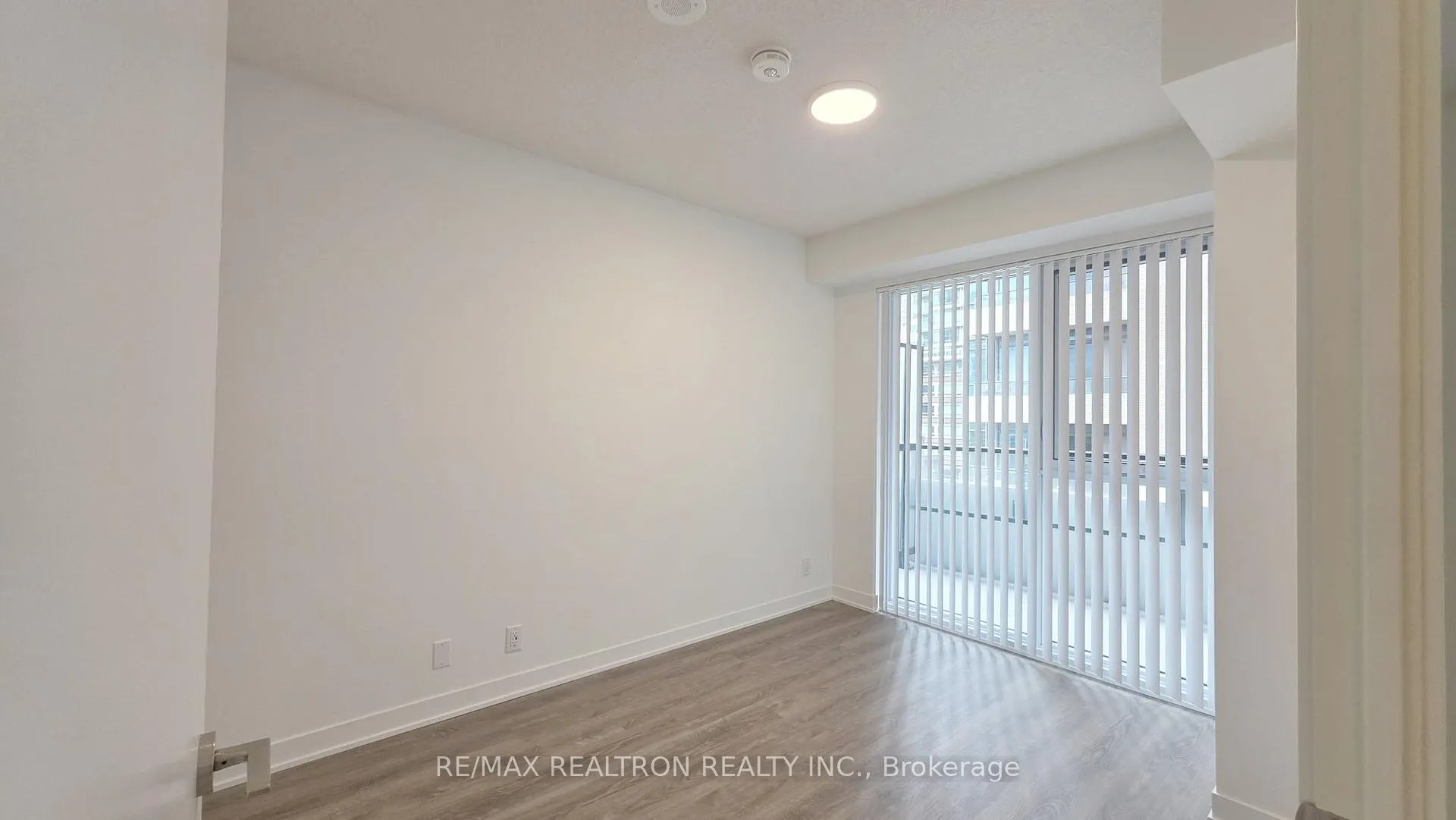 Photo 7 of Unit 618, 180 Front Street E, Toronto, Moss Park — HOMEH