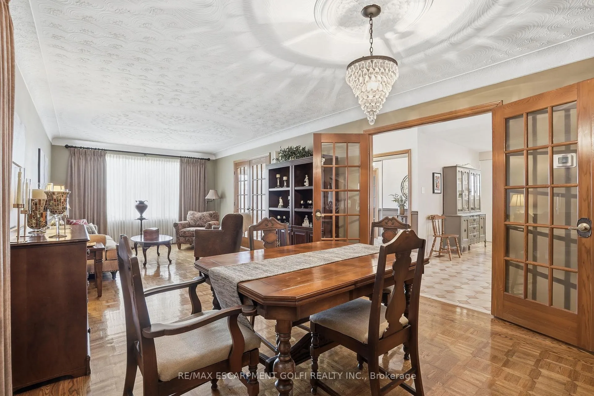 Photo 9 of 72 Oakridge Drive, Hamilton, Stoney Creek — HOMEH