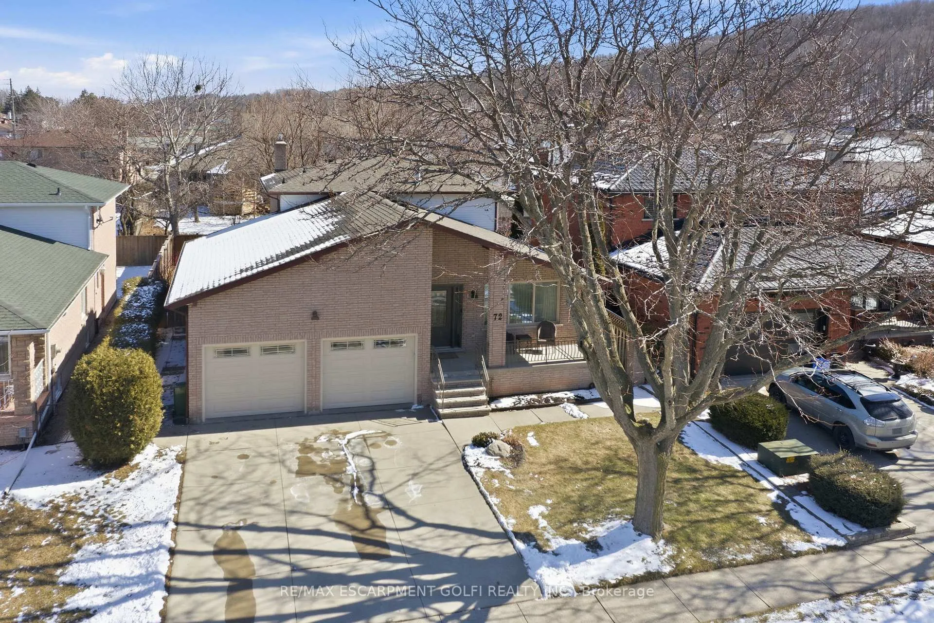 Photo 39 of 72 Oakridge Drive, Hamilton, Stoney Creek — HOMEH