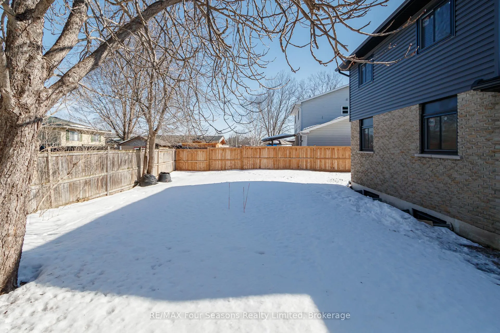 Photo 39 of 255 Valleyfield Crescent, Clearview, Stayner — HOMEH