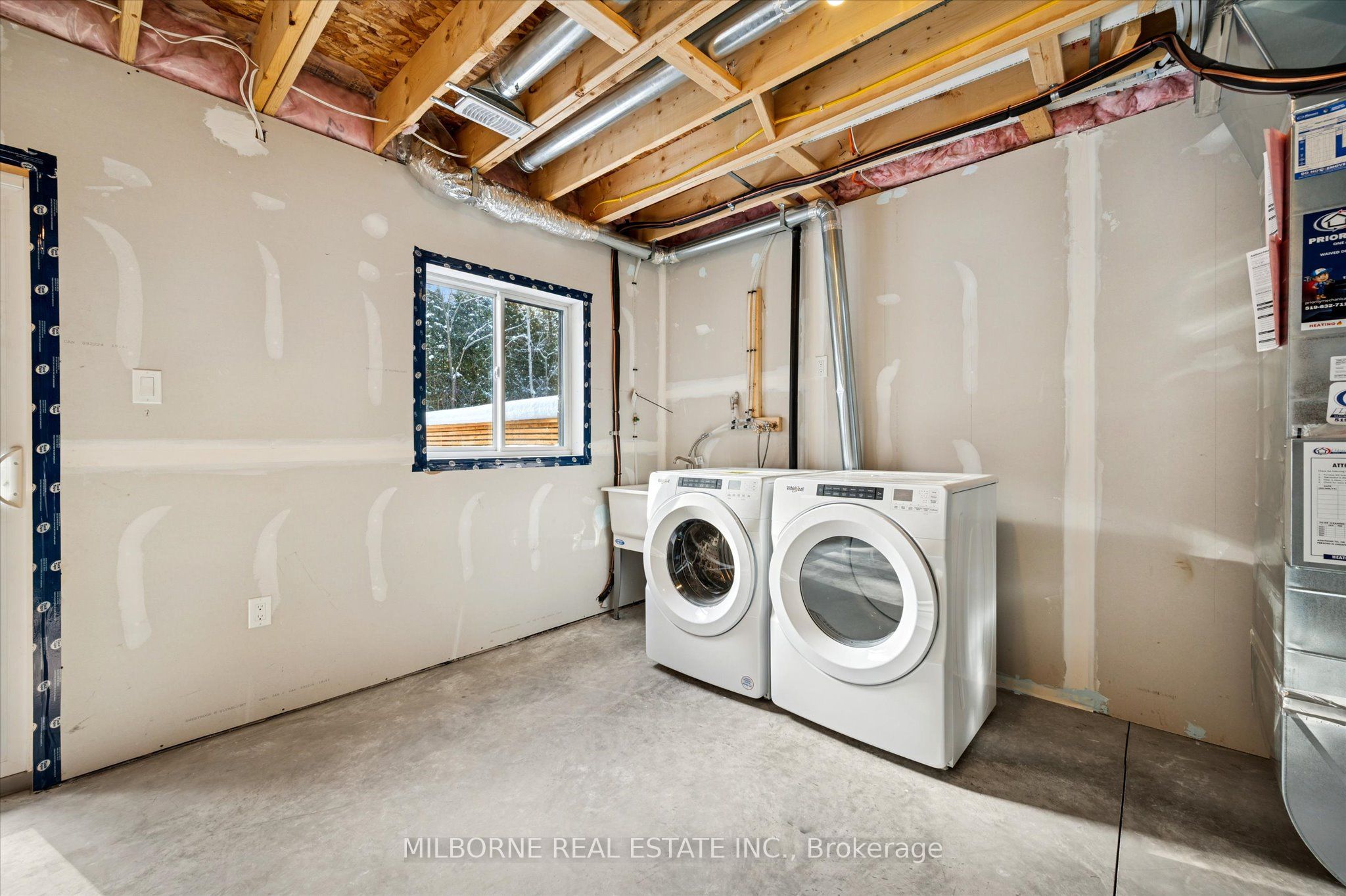 Photo 36 of 37 Arabella Drive, Guelph, Village By The Arboretum — HOMEH