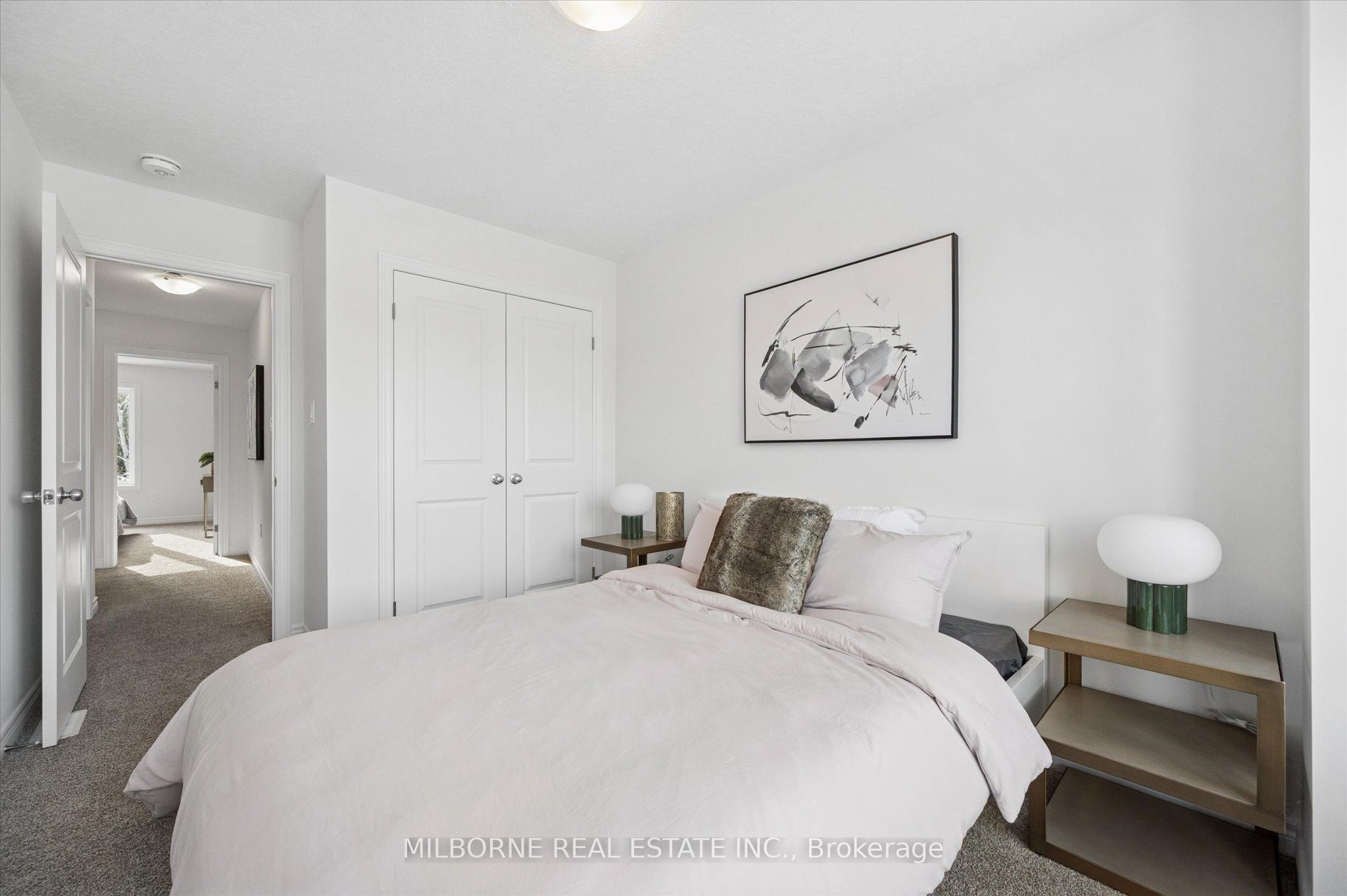 Photo 23 of 37 Arabella Drive, Guelph, Village By The Arboretum — HOMEH