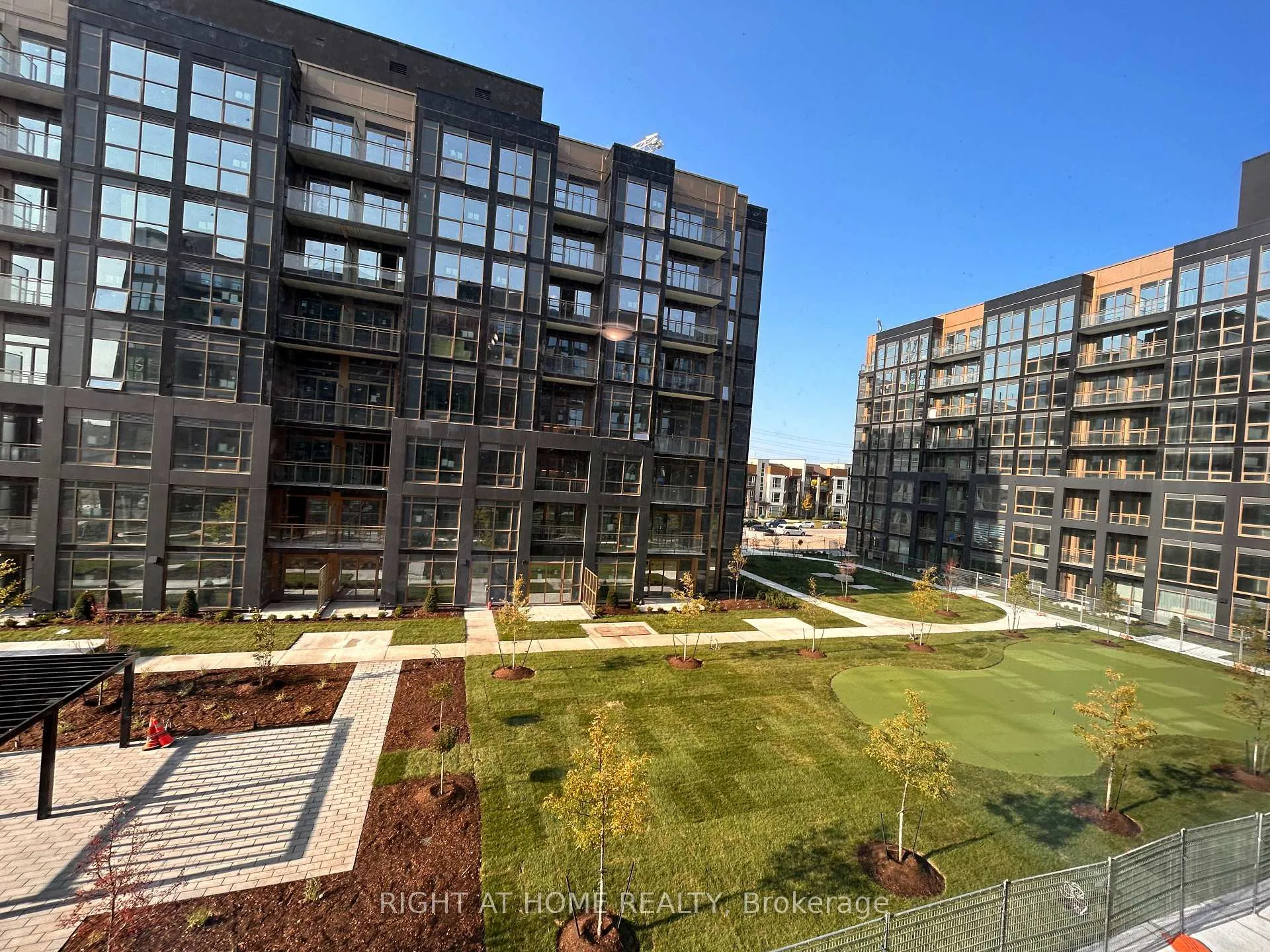 Photo 1 of Unit 323, 2343 Khalsa Gate, Oakville, Westmount — HOMEH