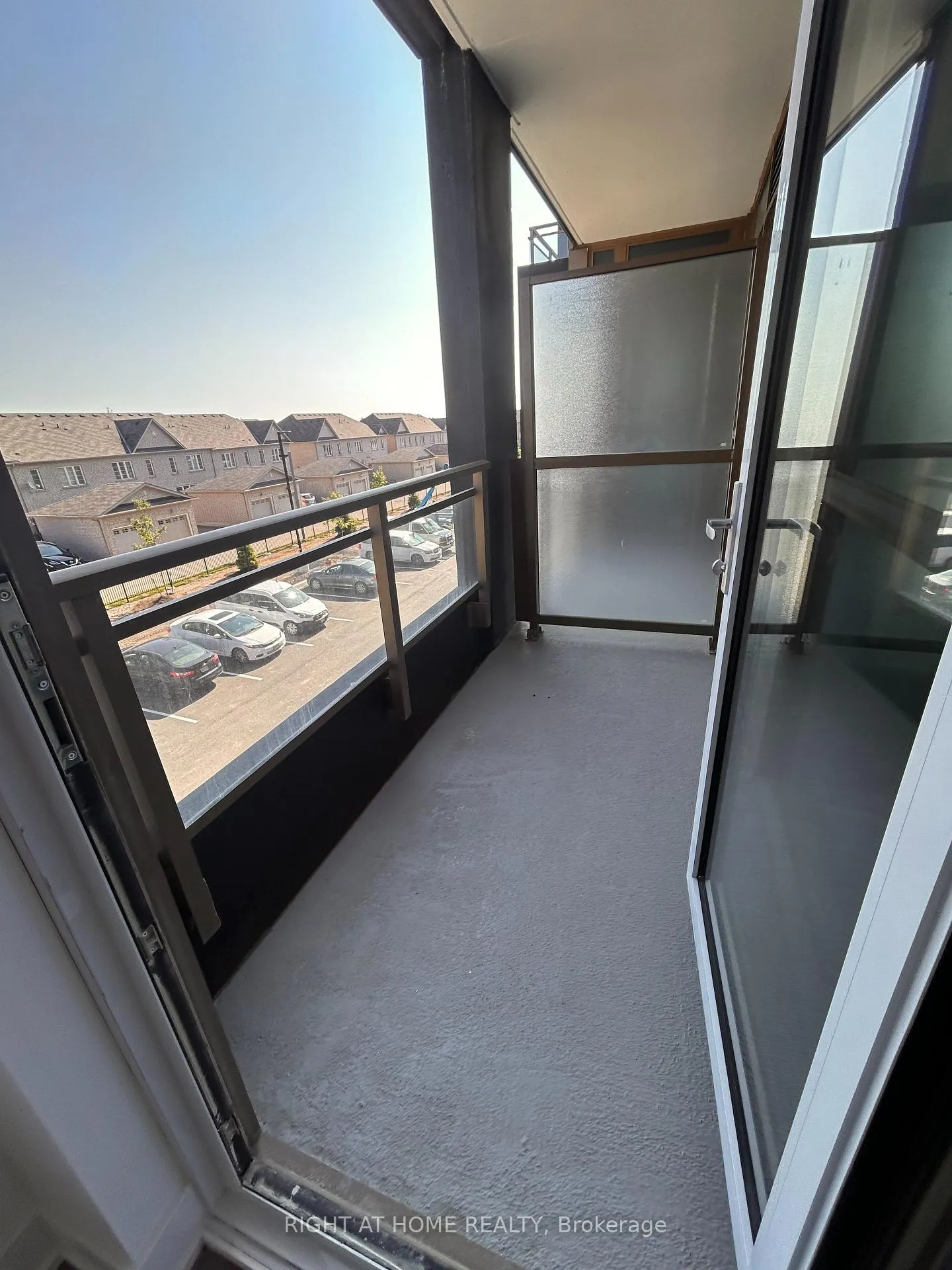 Photo 19 of Unit 323, 2343 Khalsa Gate, Oakville, Westmount — HOMEH