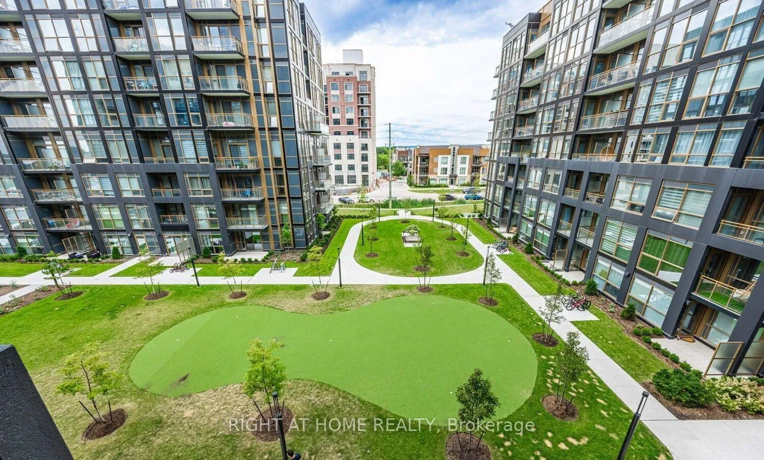Photo 22 of Unit 323, 2343 Khalsa Gate, Oakville, Westmount — HOMEH