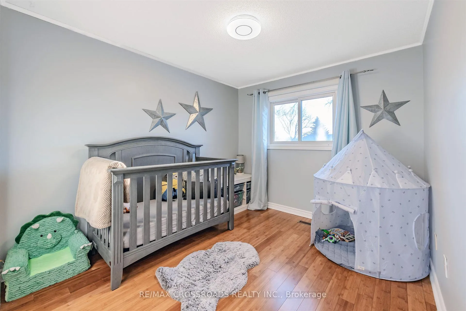Photo 24 of 32 Trudeau Drive, Clarington, Bowmanville — HOMEH