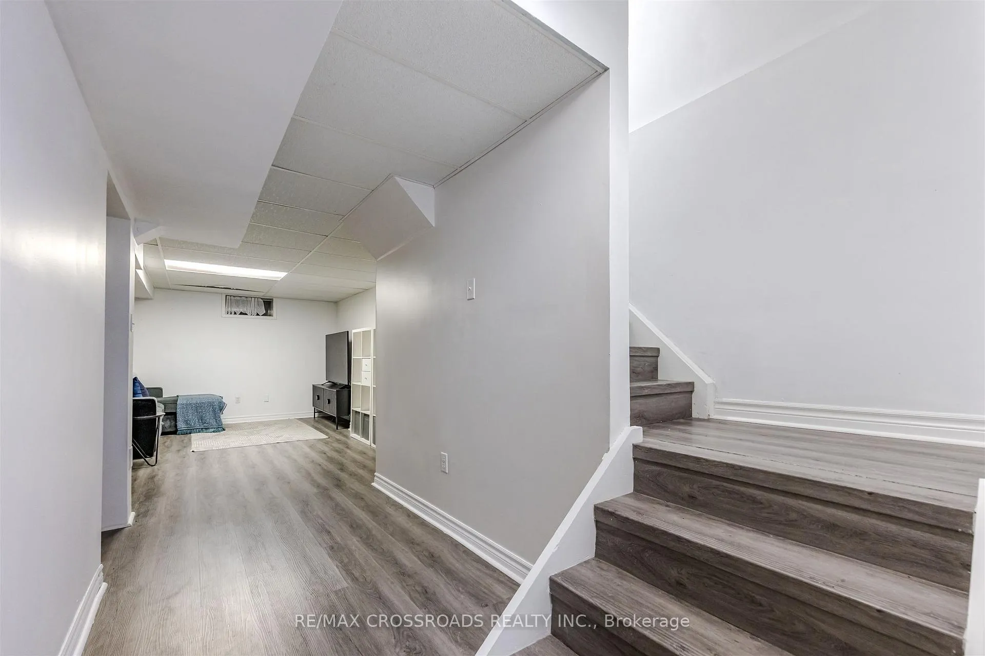 Photo 28 of 32 Trudeau Drive, Clarington, Bowmanville — HOMEH