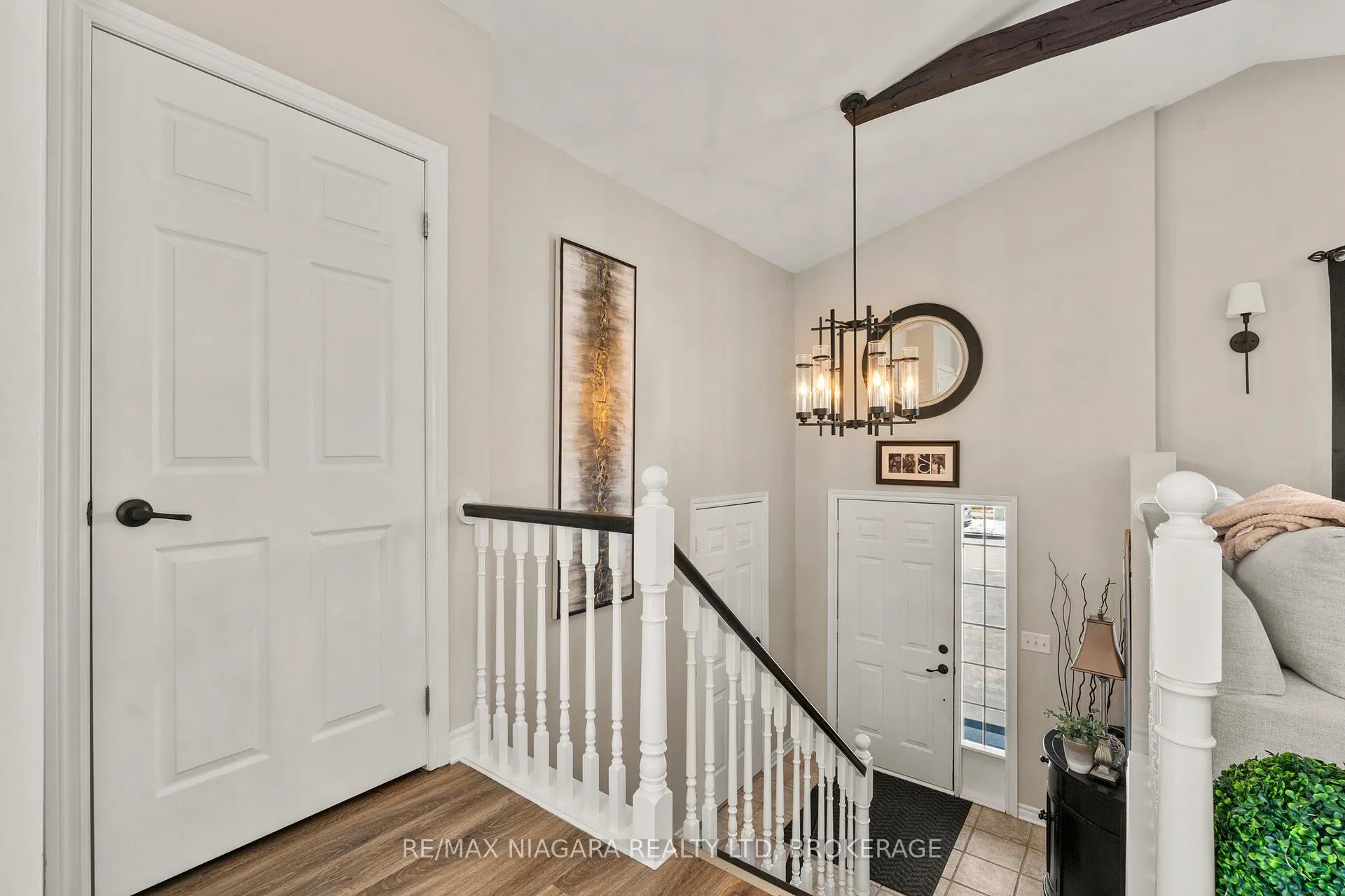 Photo 6 of 232 Regatta Drive, Welland, Dain City — HOMEH