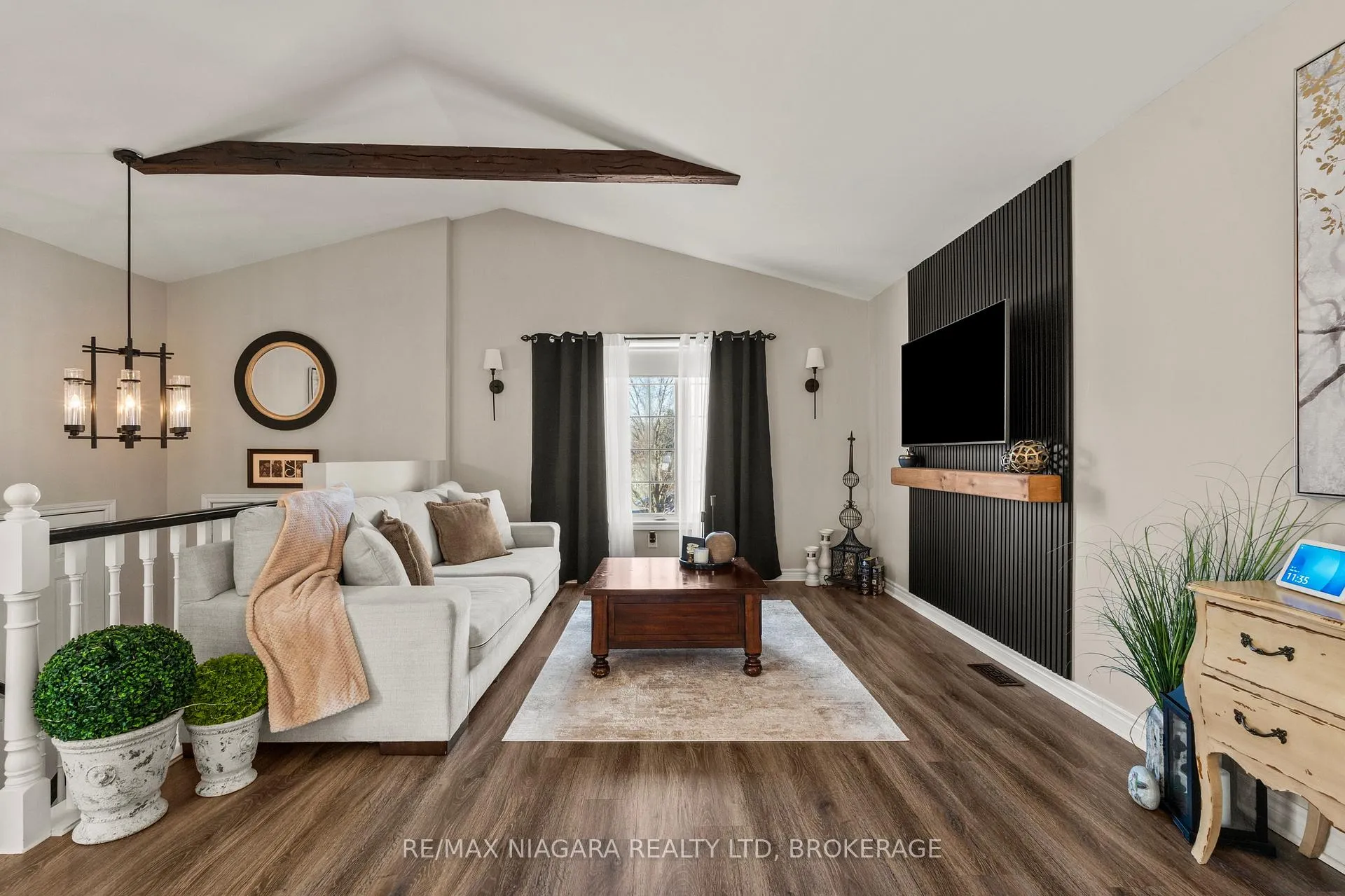 Photo 7 of 232 Regatta Drive, Welland, Dain City — HOMEH