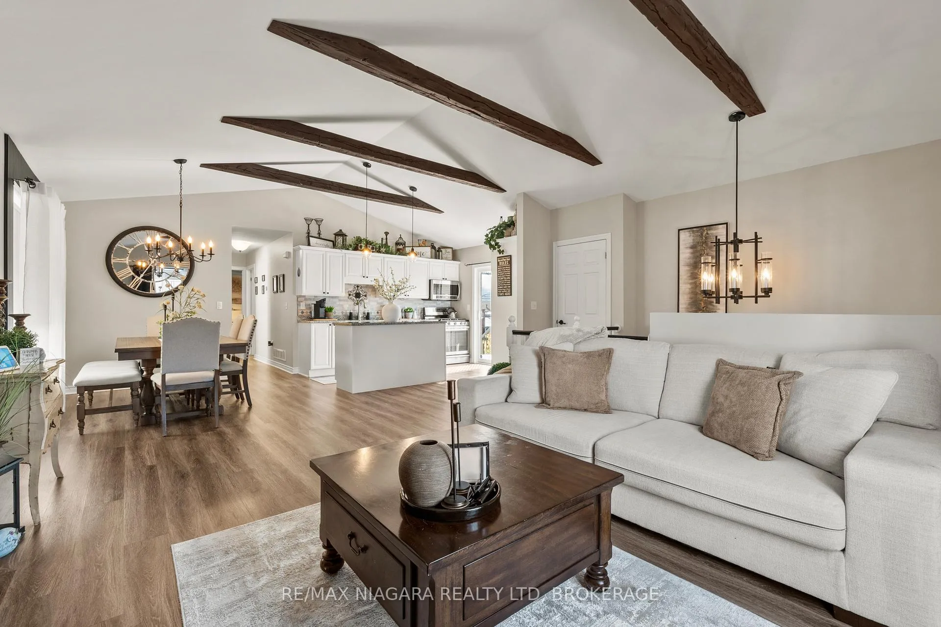 Photo 9 of 232 Regatta Drive, Welland, Dain City — HOMEH