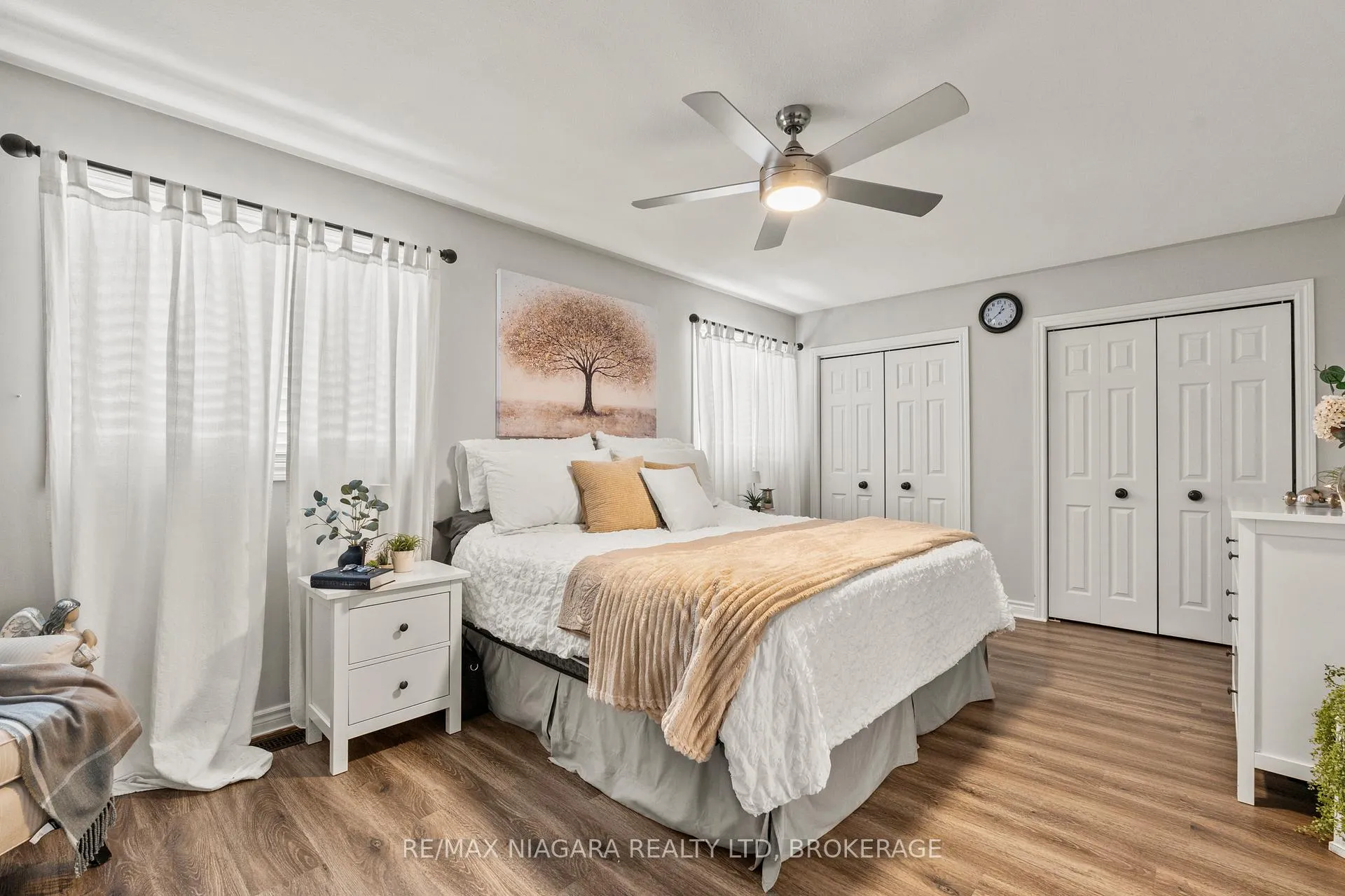 Photo 16 of 232 Regatta Drive, Welland, Dain City — HOMEH