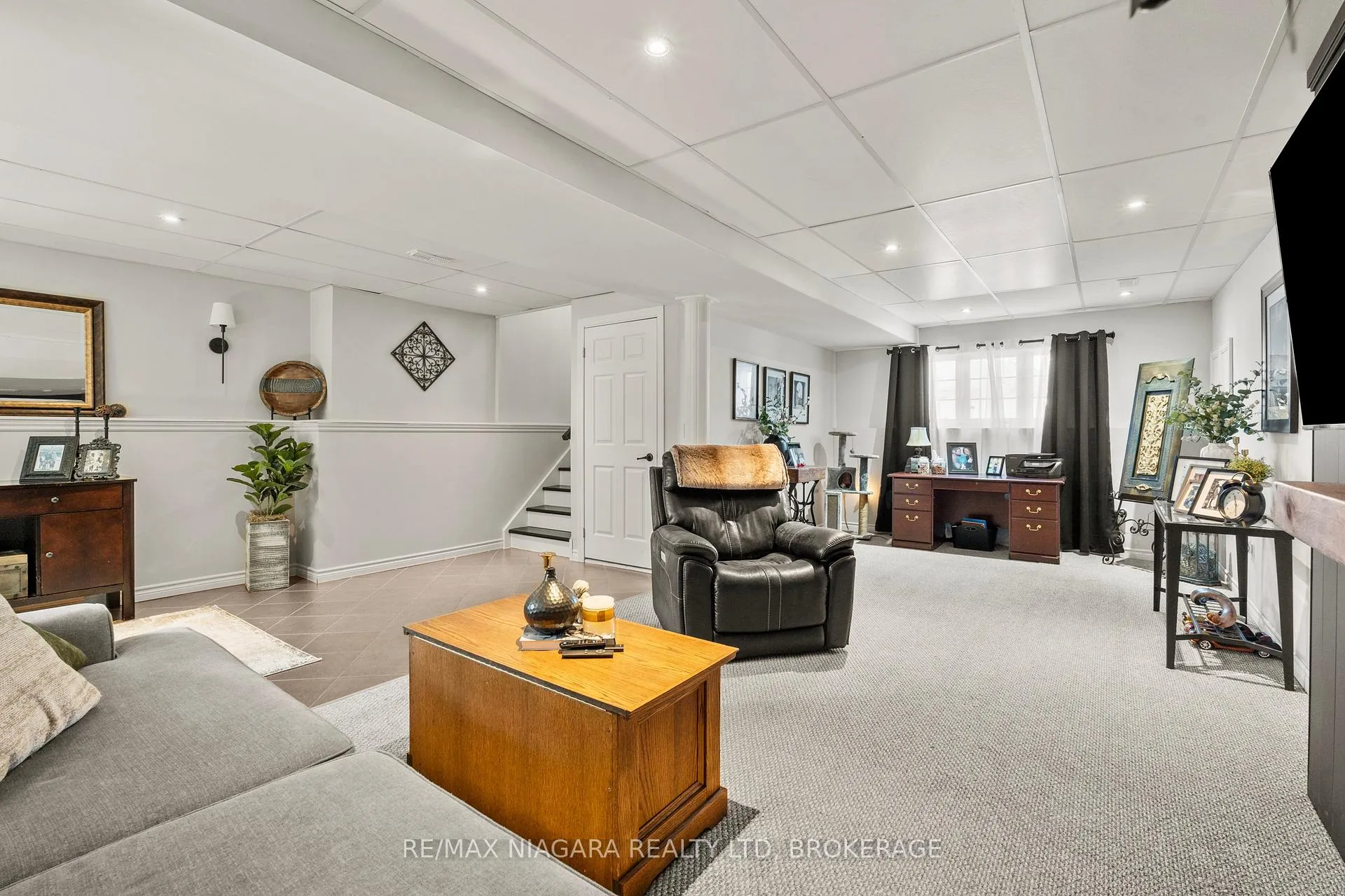 Photo 22 of 232 Regatta Drive, Welland, Dain City — HOMEH