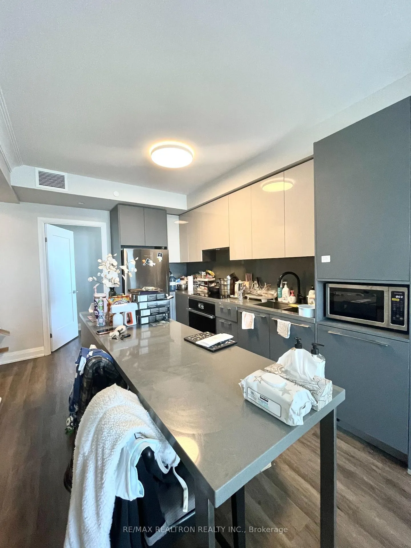 Photo 4 of Unit 3601, 8 Water Walk Drive, Markham, Unionville — HOMEH