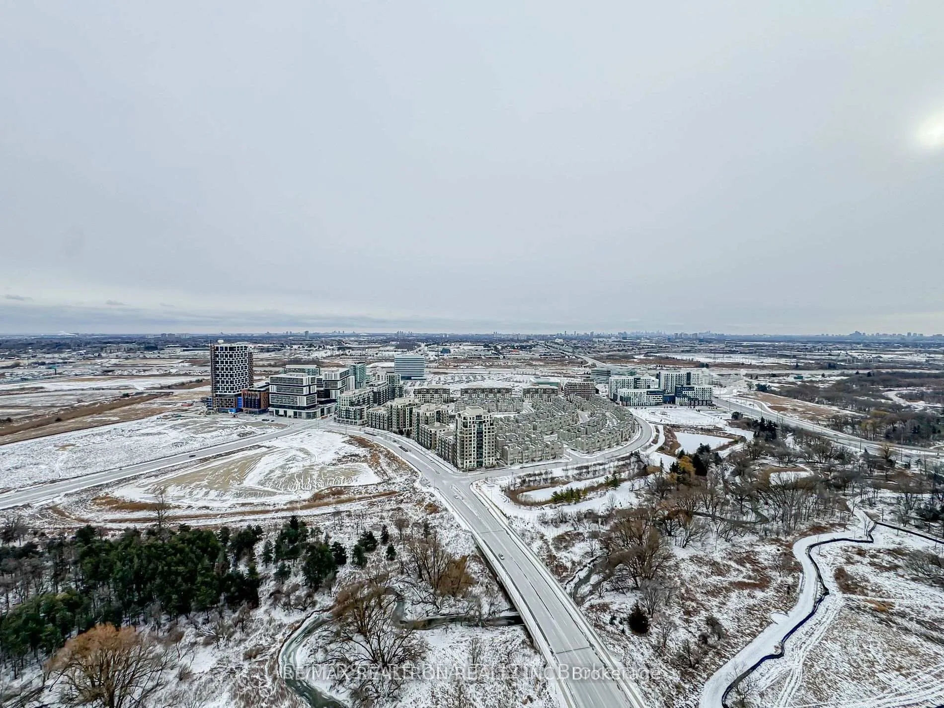 Photo 15 of Unit 3601, 8 Water Walk Drive, Markham, Unionville — HOMEH