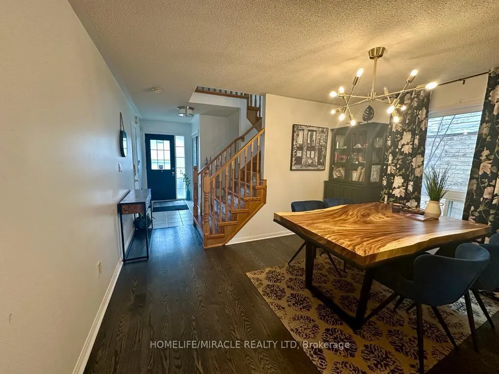 Photo 4 of 64 Sweetwood Circle W, Brampton, Fletcher's Meadow — HOMEH