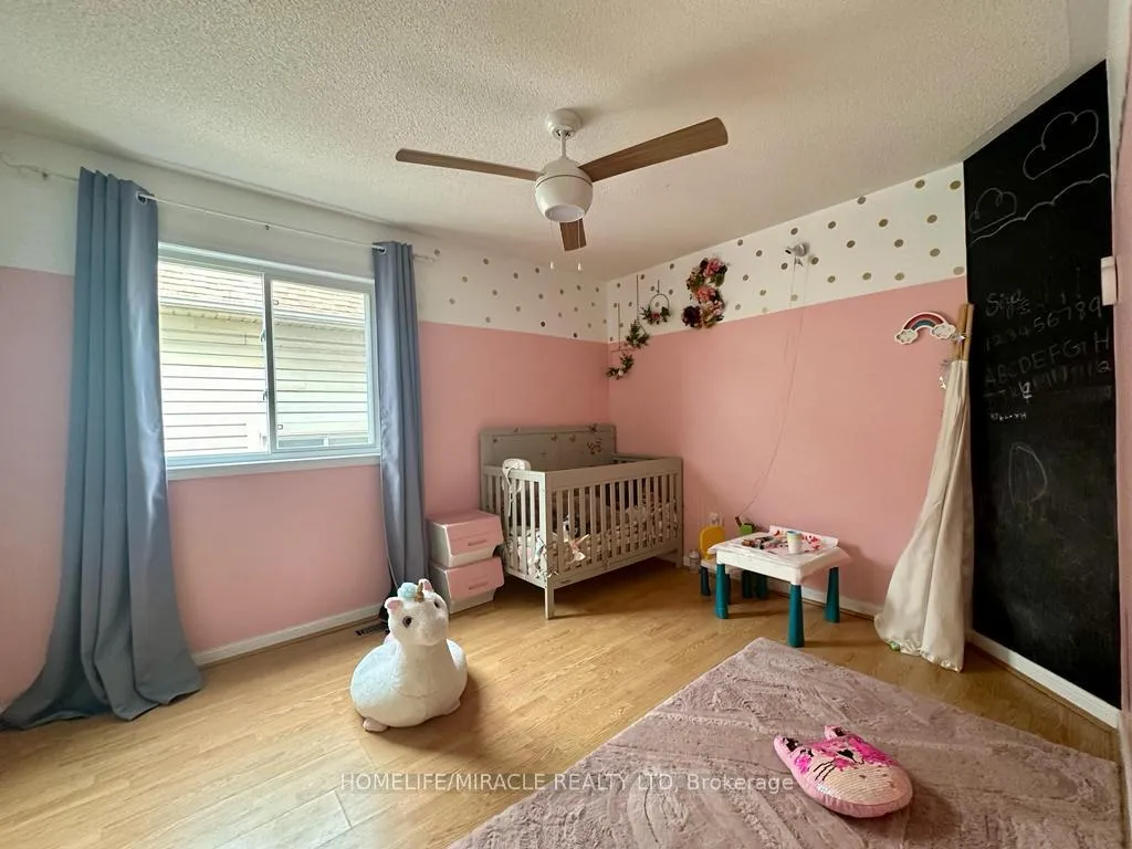 Photo 20 of 64 Sweetwood Circle W, Brampton, Fletcher's Meadow — HOMEH