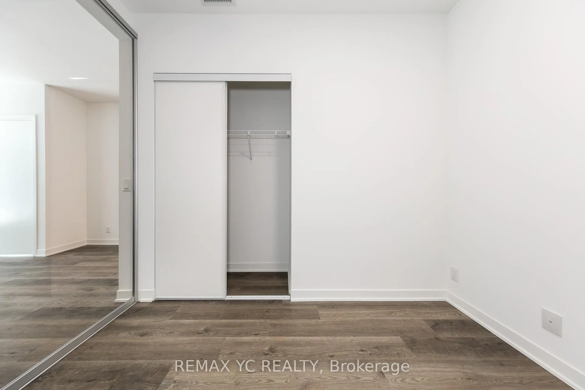 Photo 9 of Unit 1007, 180 Front Street E, Toronto, Moss Park — HOMEH