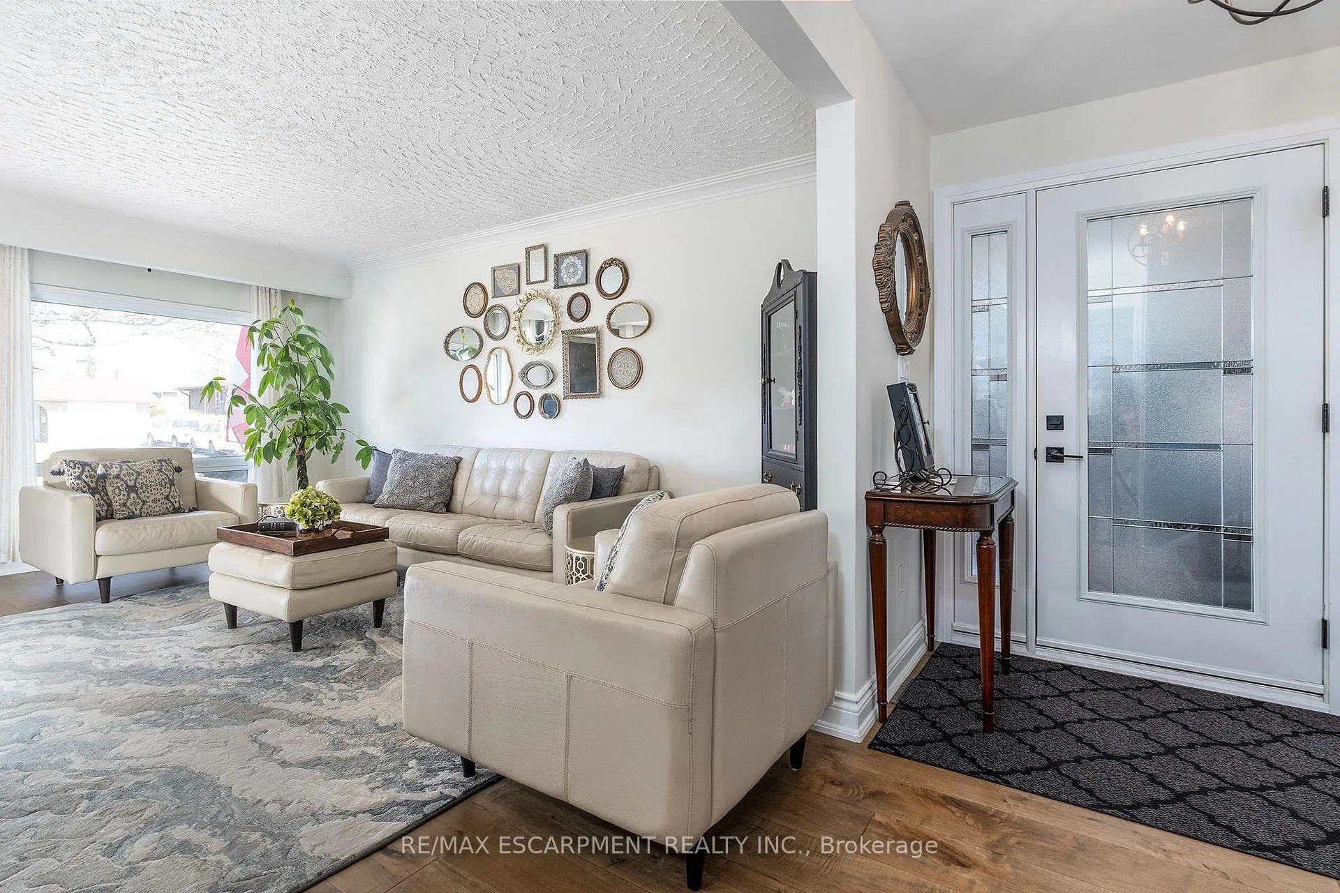 Photo 3 of 118 Westwood Crescent, Welland, Prince Charles — HOMEH