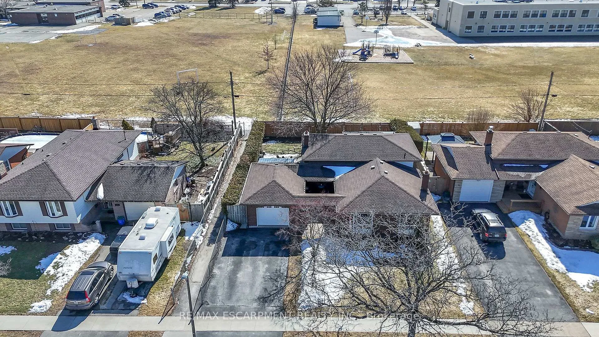 Photo 33 of 118 Westwood Crescent, Welland, Prince Charles — HOMEH