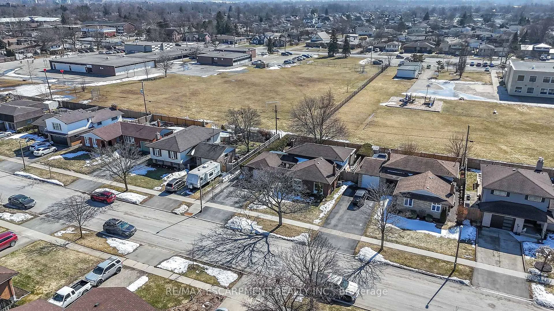 Photo 37 of 118 Westwood Crescent, Welland, Prince Charles — HOMEH