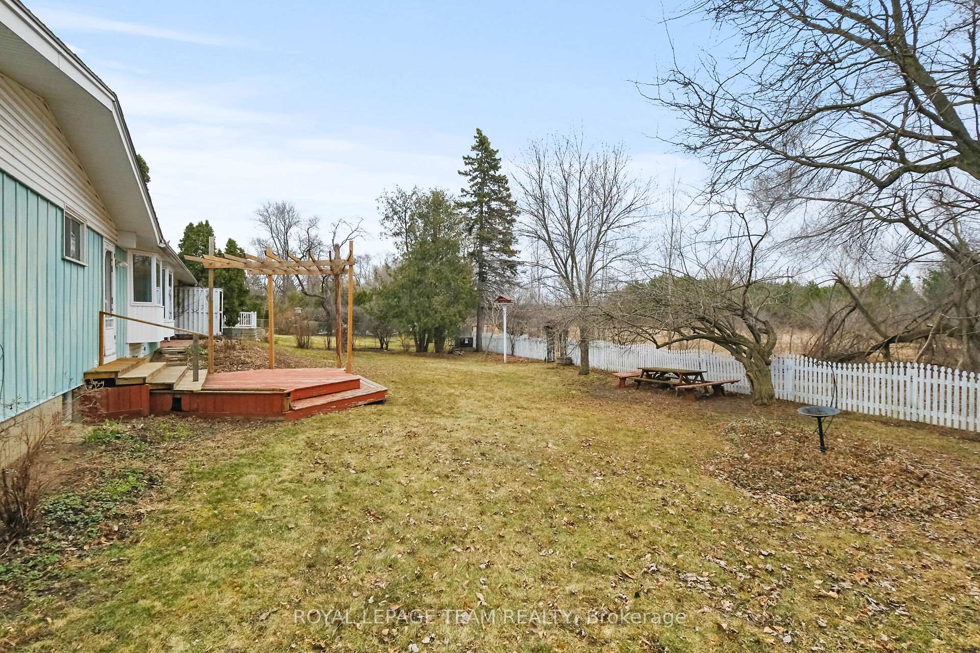 Photo 31 of 20 Whitehill Avenue, Ottawa, Meadowlands/Crestview — HOMEH