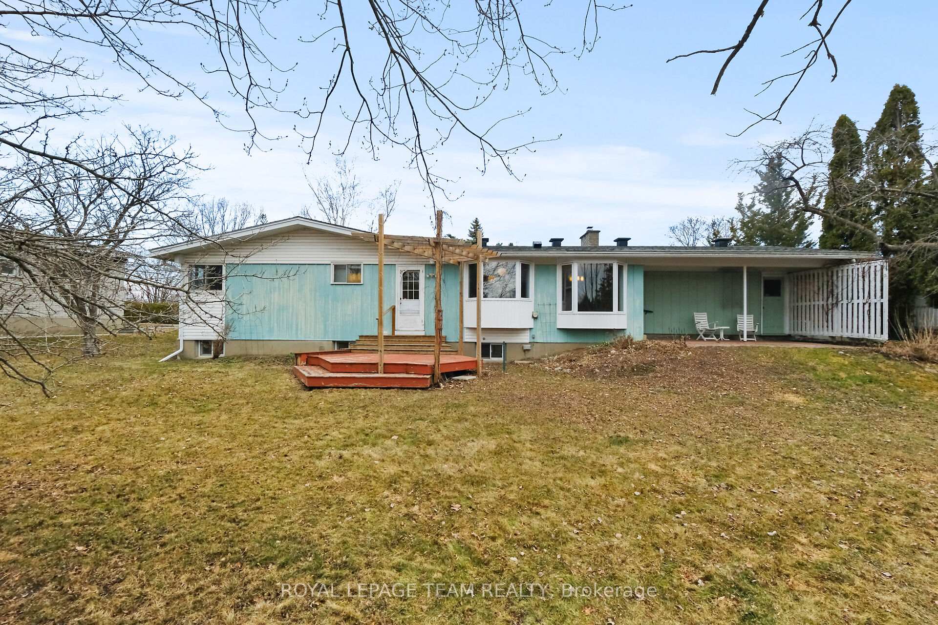 Photo 33 of 20 Whitehill Avenue, Ottawa, Meadowlands/Crestview — HOMEH