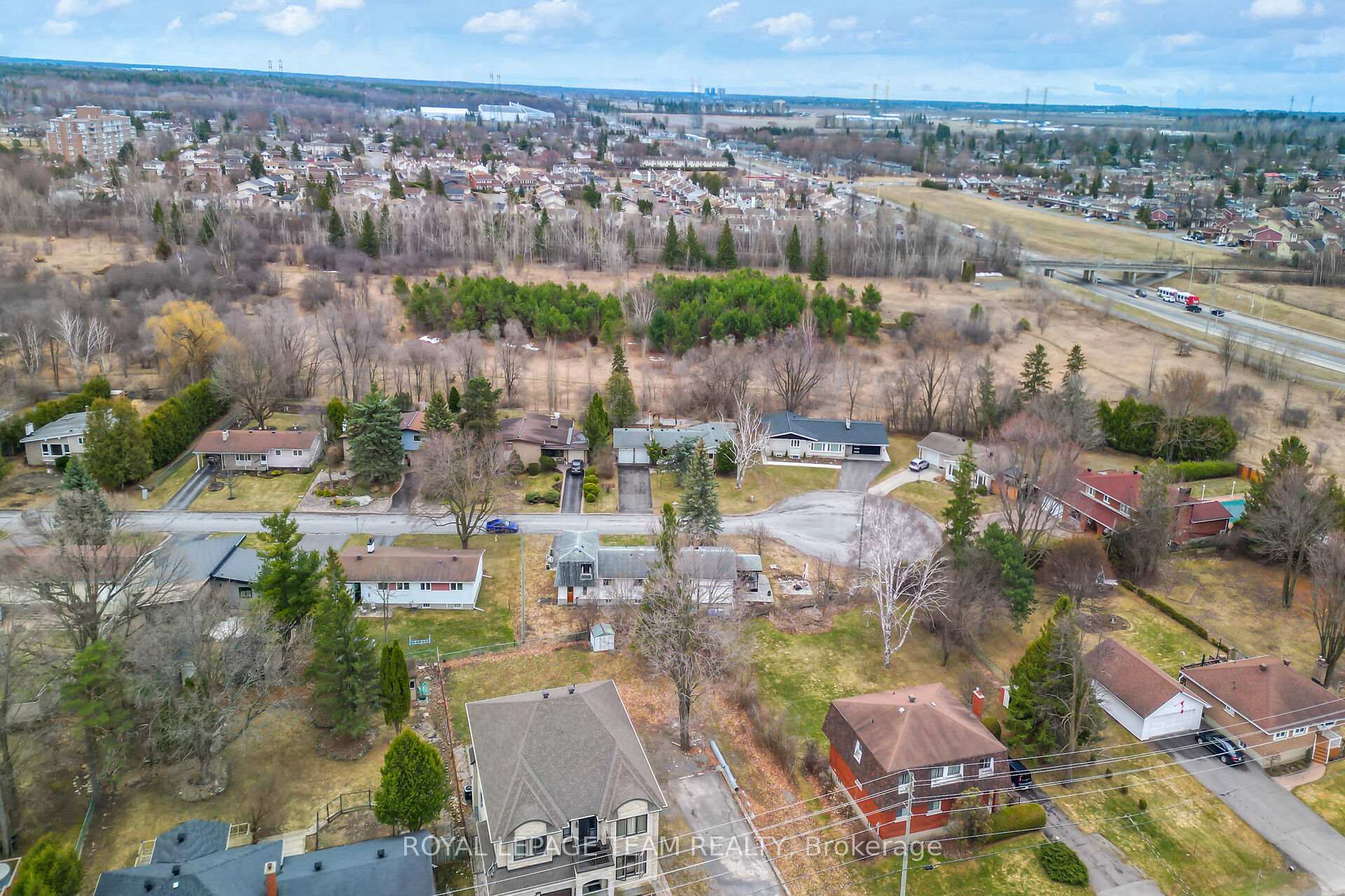 Photo 41 of 20 Whitehill Avenue, Ottawa, Meadowlands/Crestview — HOMEH