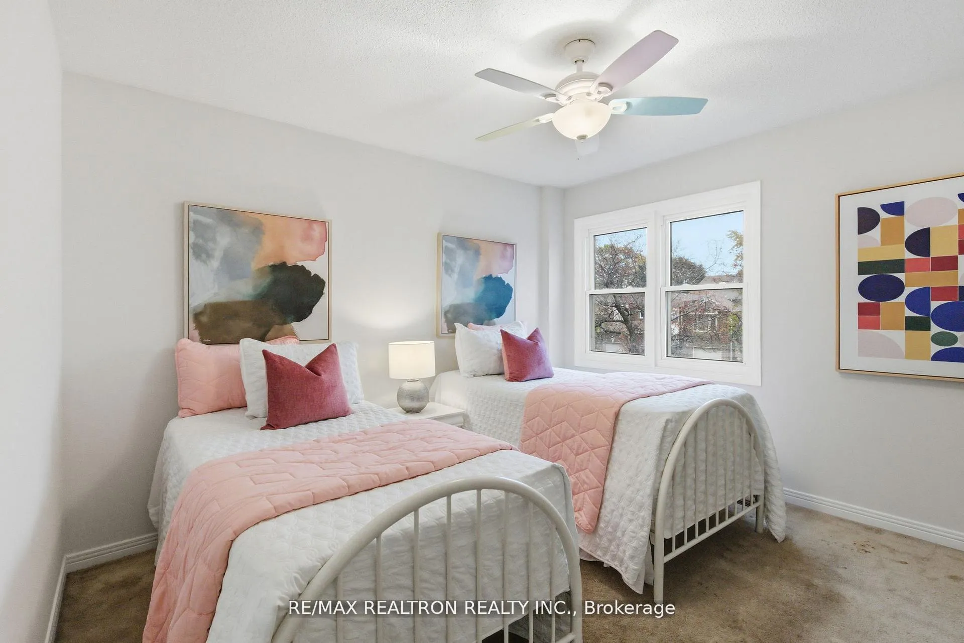 Photo 19 of 20 Jonathan Gate, Vaughan, Crestwood-Springfarm-Yorkhill — HOMEH