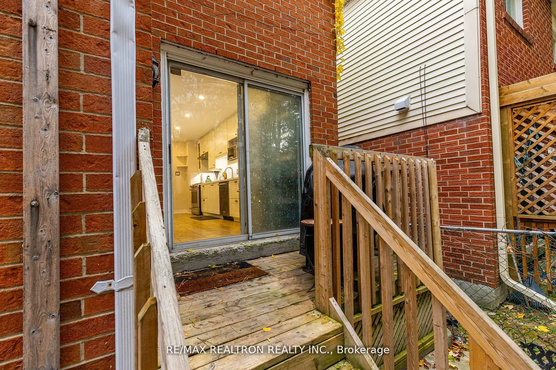 Photo 30 of 20 Jonathan Gate, Vaughan, Crestwood-Springfarm-Yorkhill — HOMEH