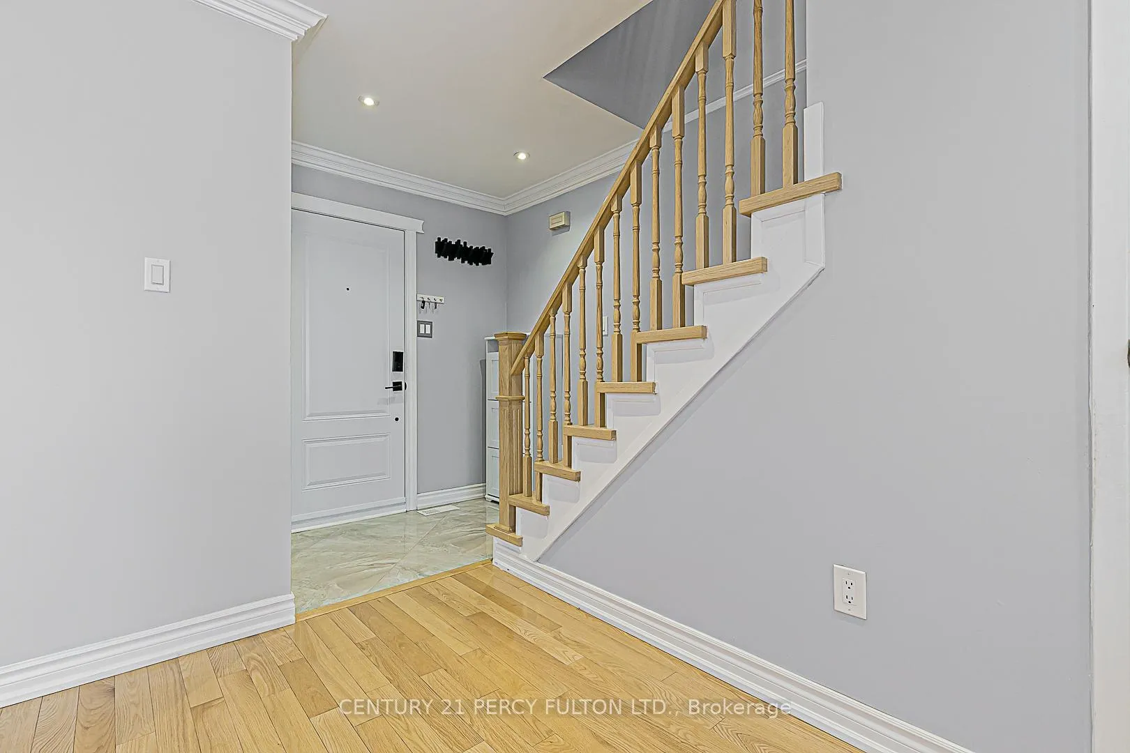 Photo 7 of 53 Miley Drive, Markham, Markville — HOMEH