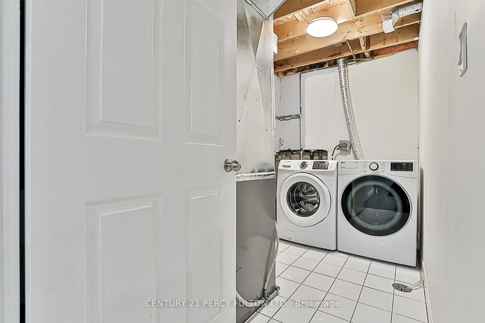Photo 22 of 53 Miley Drive, Markham, Markville — HOMEH
