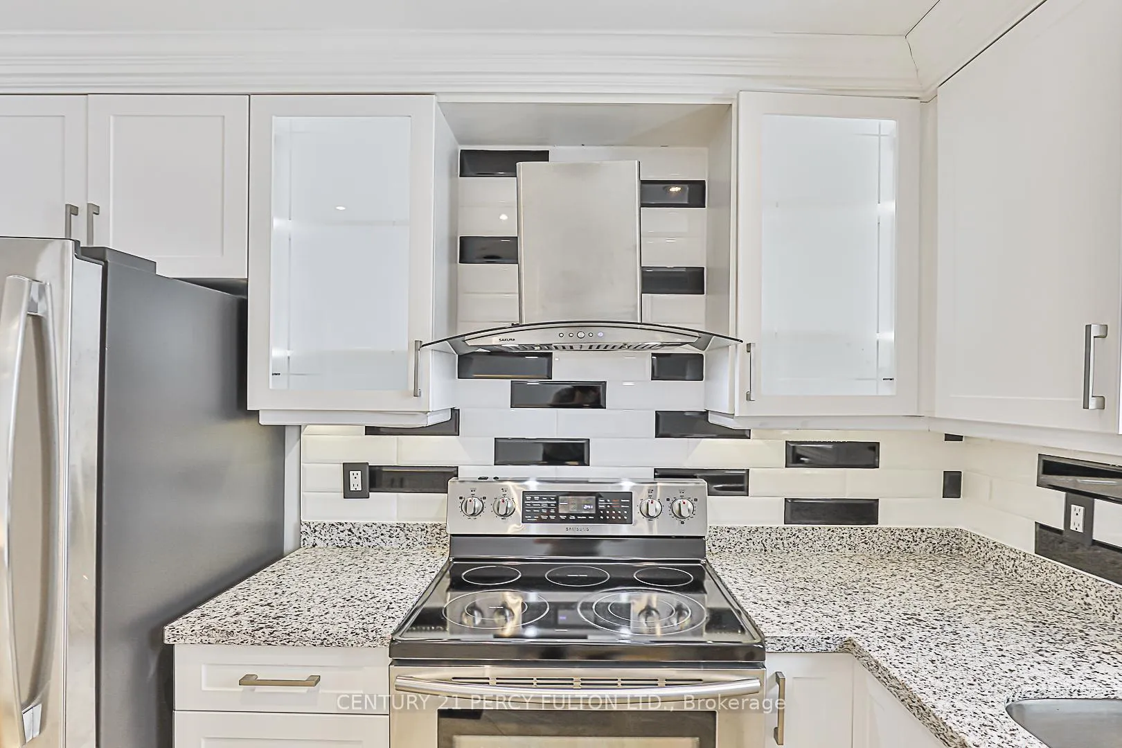 Photo 25 of 53 Miley Drive, Markham, Markville — HOMEH