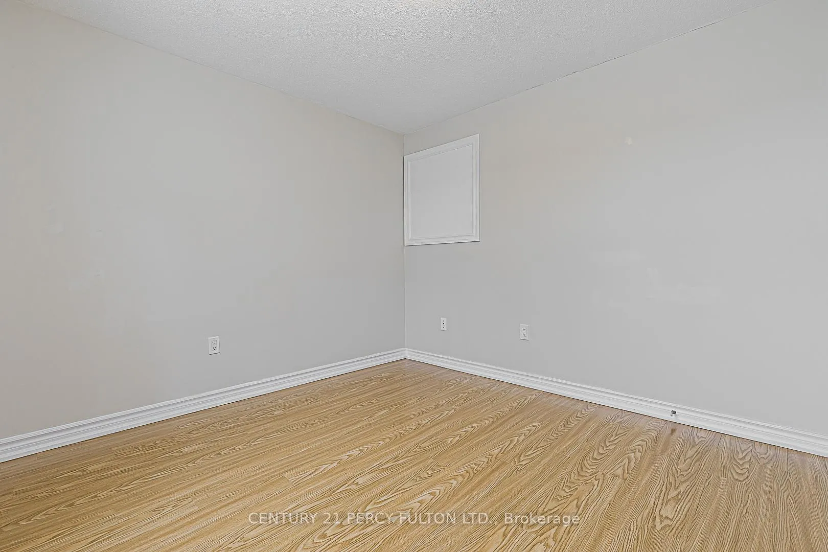 Photo 36 of 53 Miley Drive, Markham, Markville — HOMEH