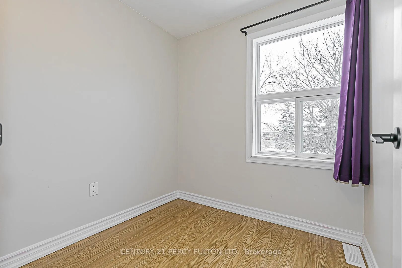 Photo 37 of 53 Miley Drive, Markham, Markville — HOMEH