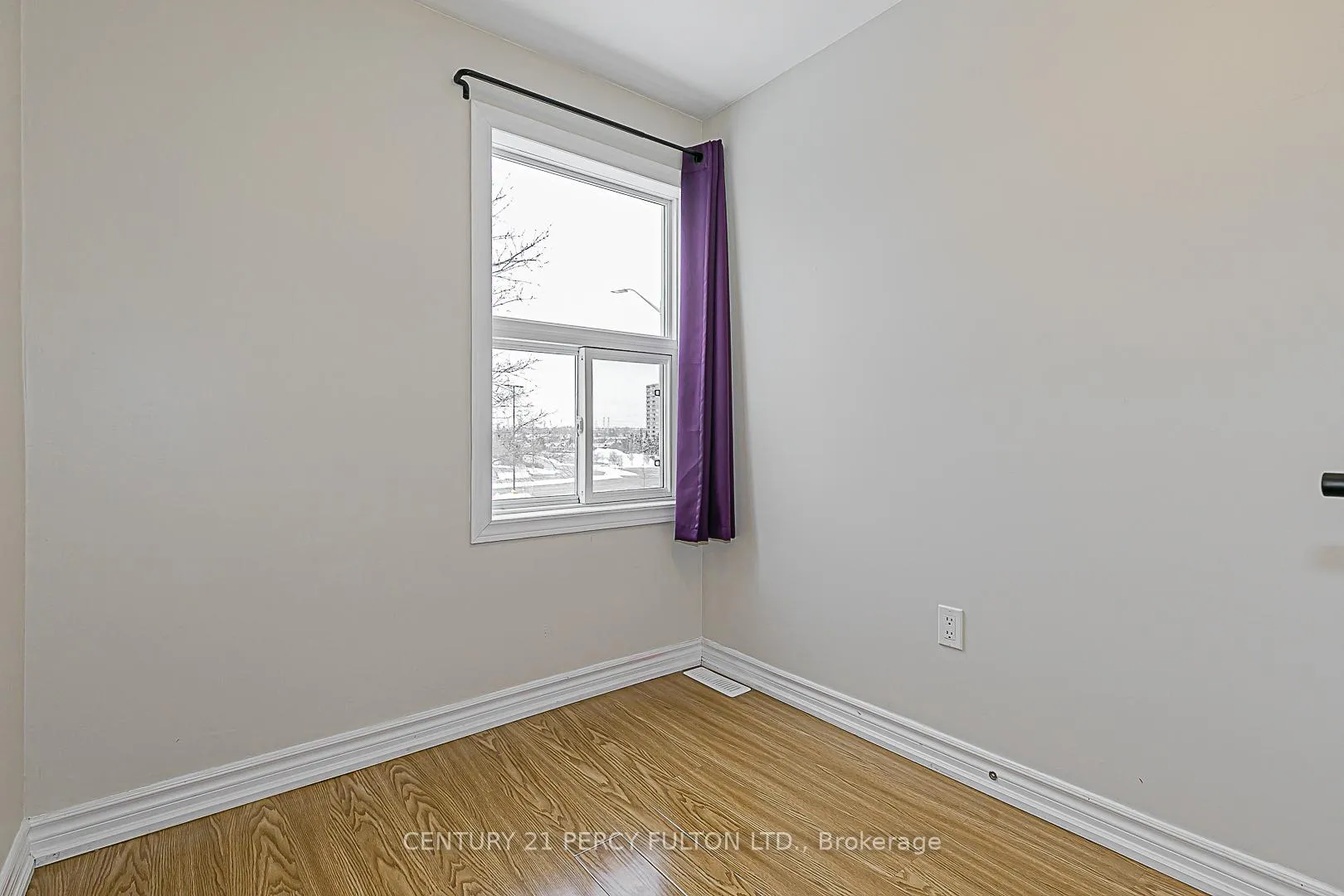 Photo 39 of 53 Miley Drive, Markham, Markville — HOMEH
