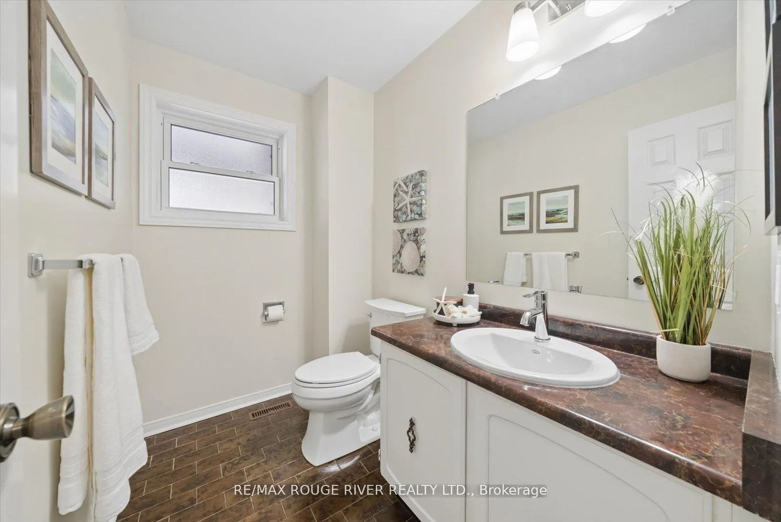 Photo 16 of 1 Worfolk Place, Whitby, Pringle Creek — HOMEH