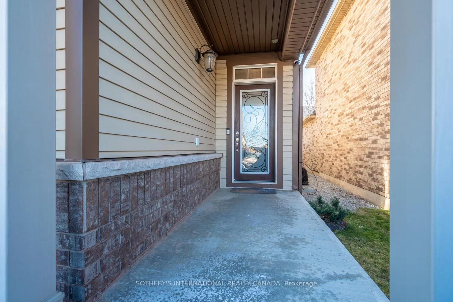 Photo 3 of 364 Leiterman Drive, Milton, Willmott — HOMEH
