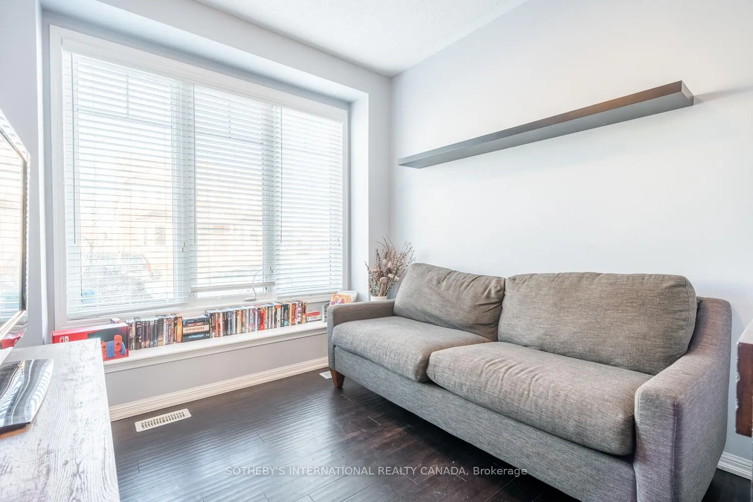 Photo 6 of 364 Leiterman Drive, Milton, Willmott — HOMEH