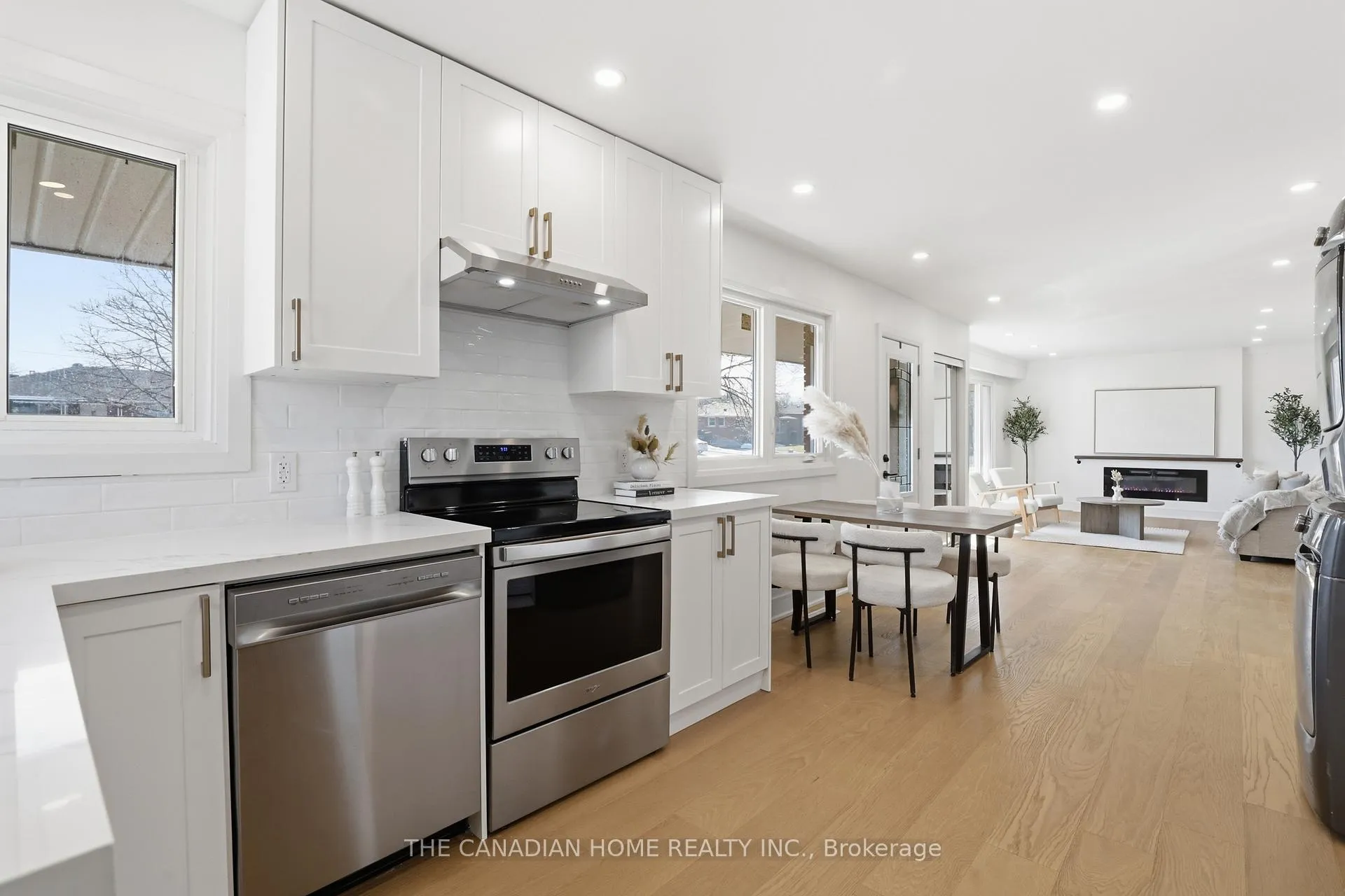 Photo 8 of 21 Clearview Heights, St. Catharines, Burleigh Hill — HOMEH