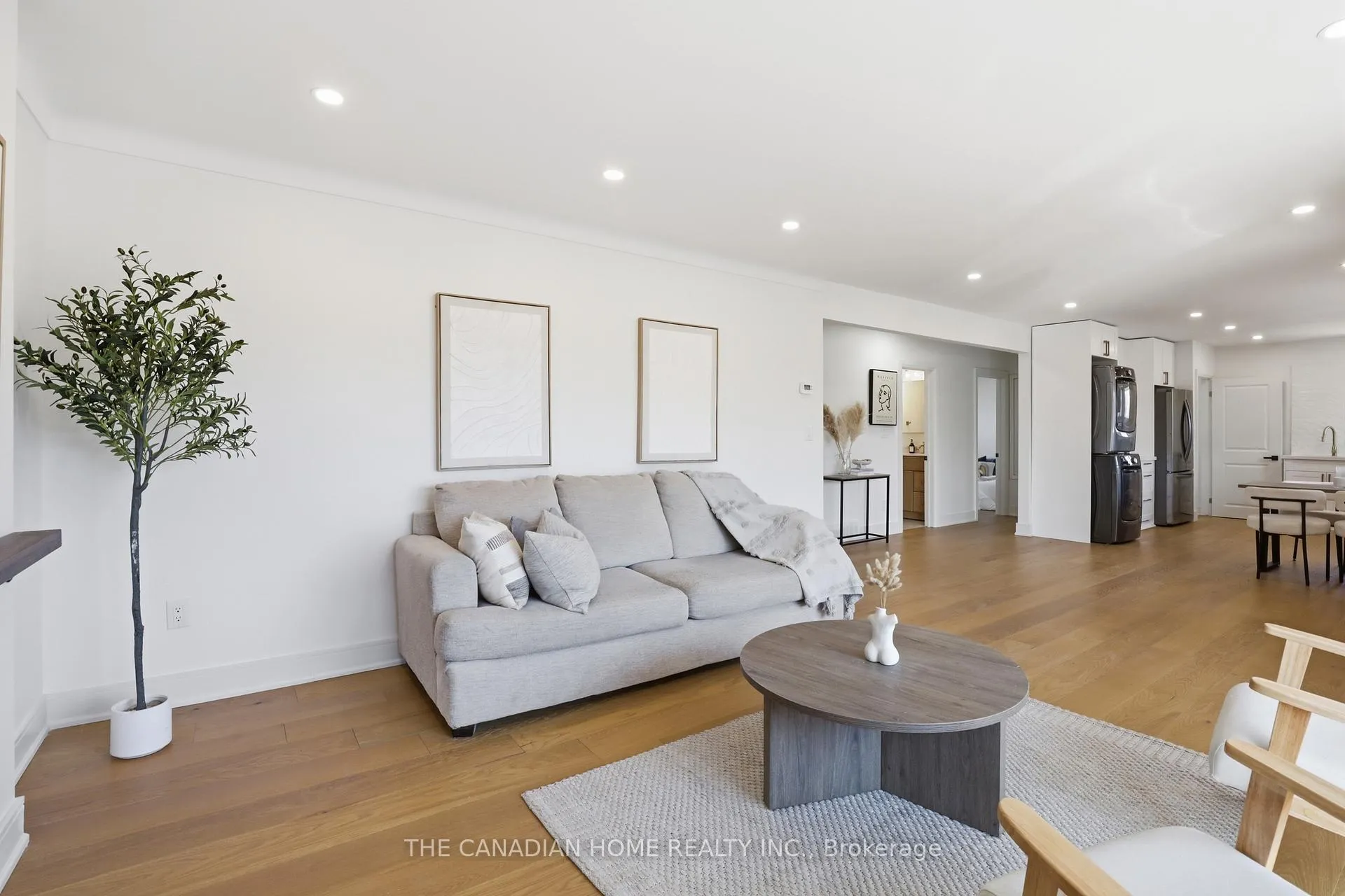 Photo 11 of 21 Clearview Heights, St. Catharines, Burleigh Hill — HOMEH