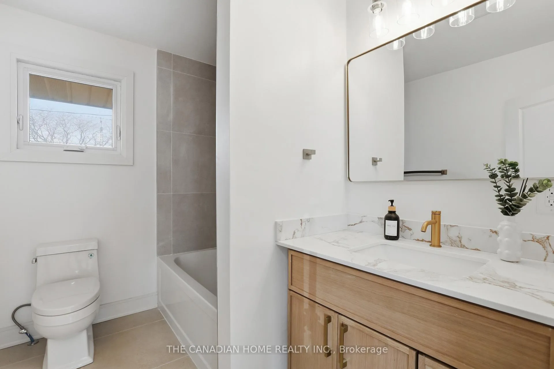 Photo 20 of 21 Clearview Heights, St. Catharines, Burleigh Hill — HOMEH