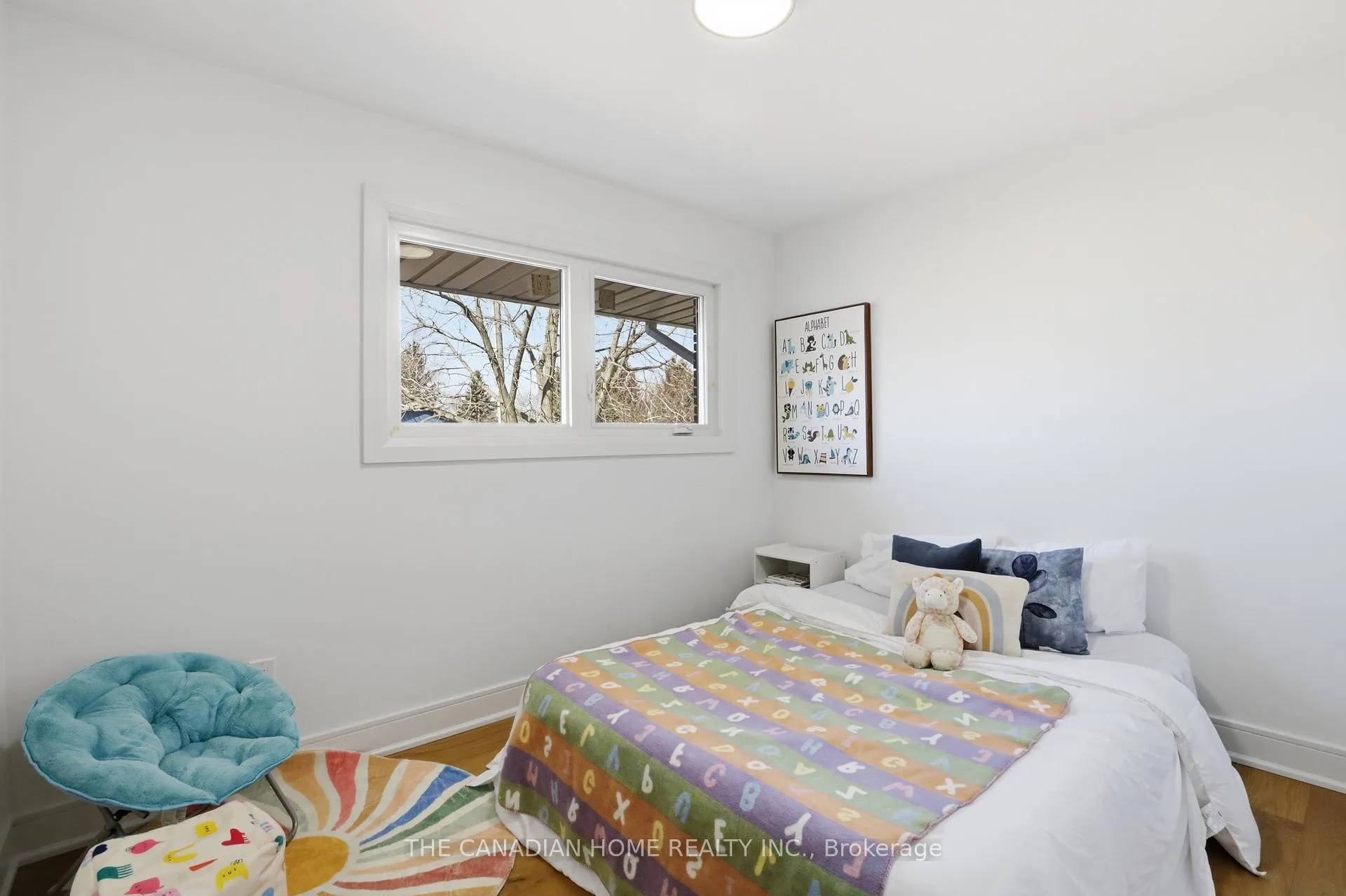 Photo 22 of 21 Clearview Heights, St. Catharines, Burleigh Hill — HOMEH