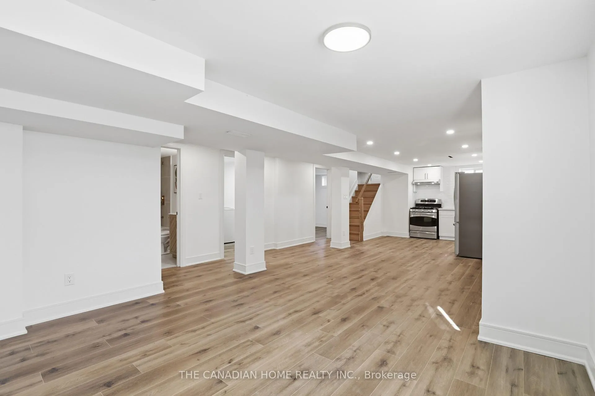 Photo 31 of 21 Clearview Heights, St. Catharines, Burleigh Hill — HOMEH
